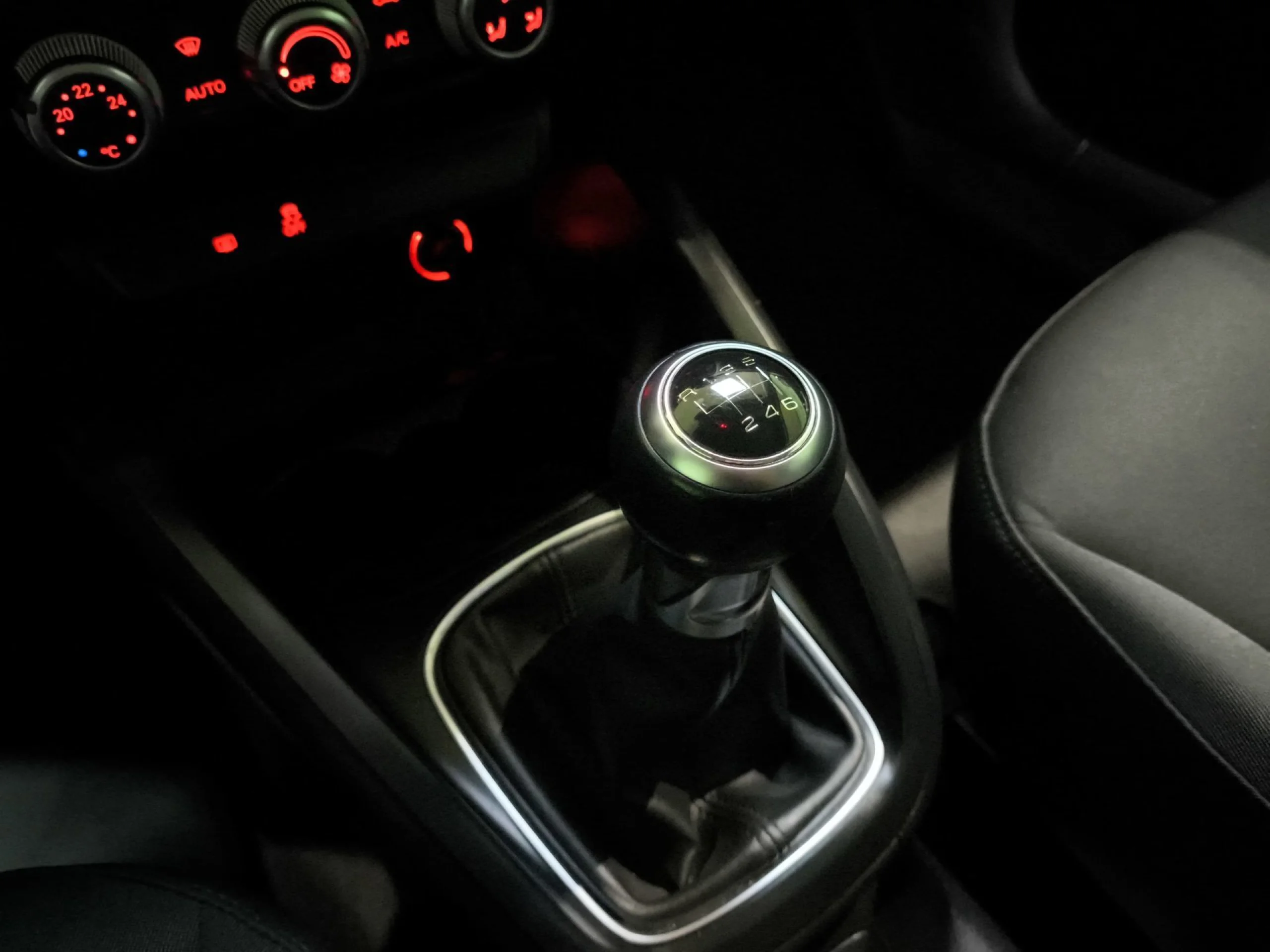 Audi A1 Adrenalin 1.4 TFSI 92 kW (125 CV) - Foto 17