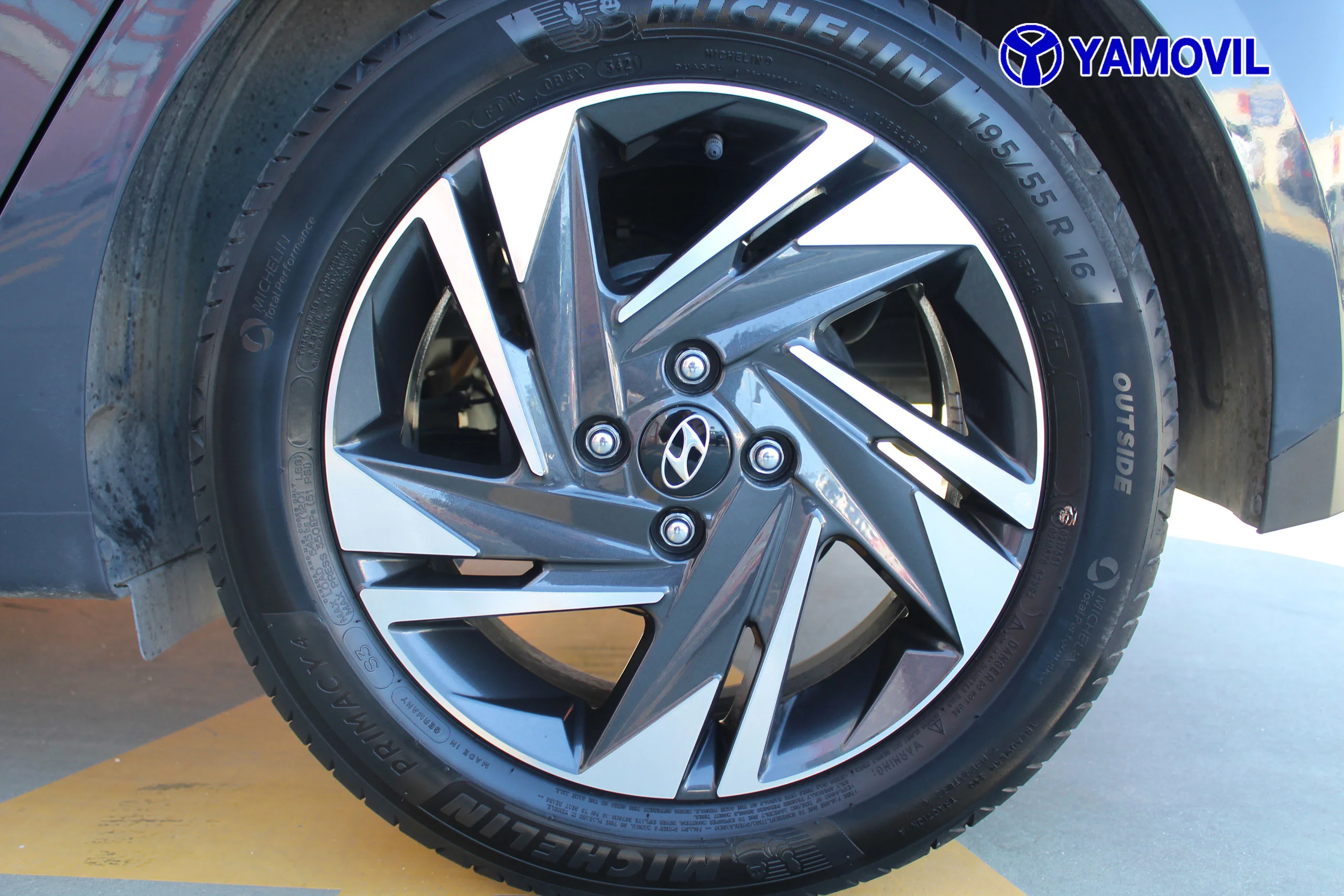 Hyundai I20 I20 5P MPI 1.2I 85CV SLX (NUEVO MODELO) - Foto 11