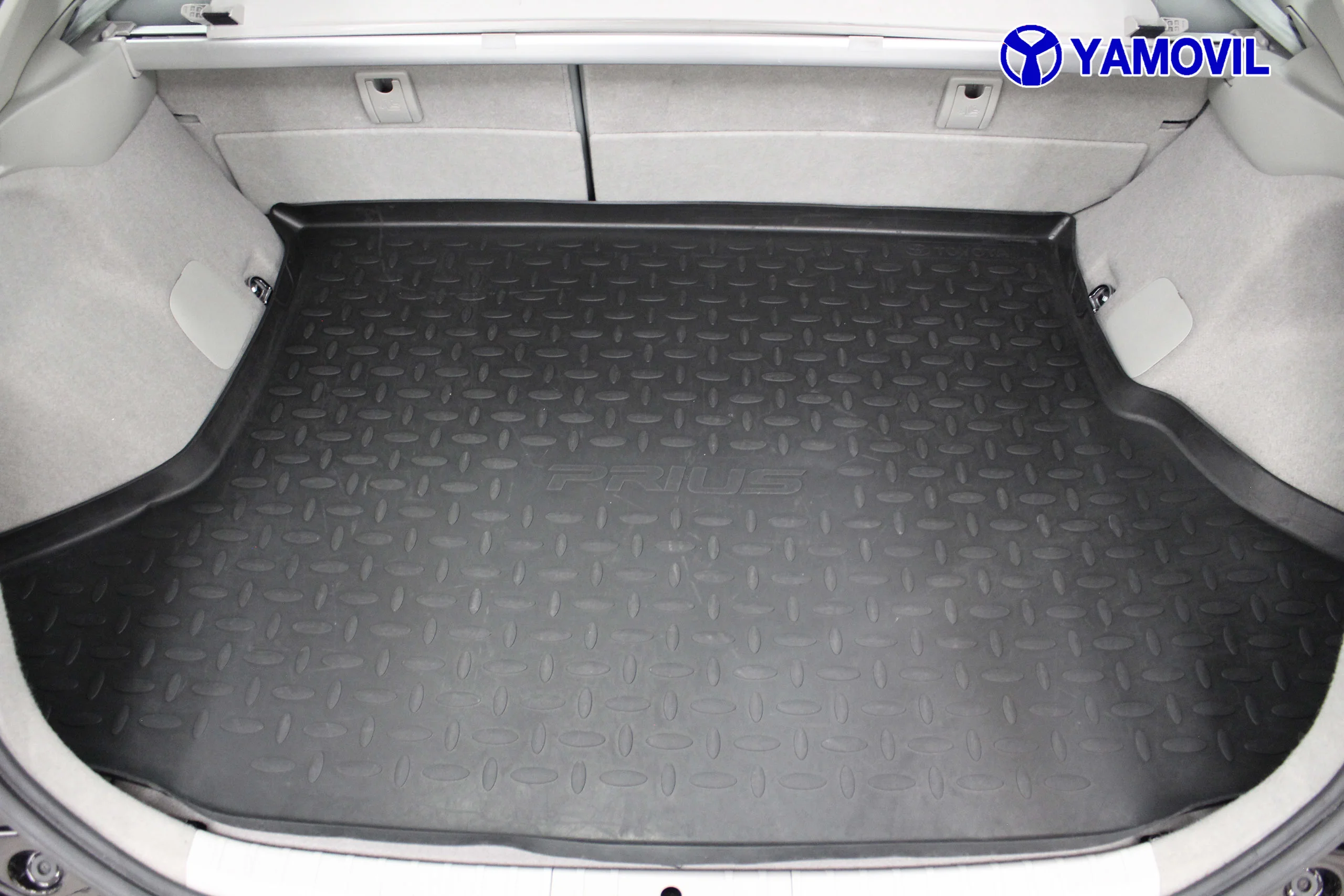 Toyota Prius 1.8 HSD Hibrido Executive 100 kW (136 CV) - Foto 7
