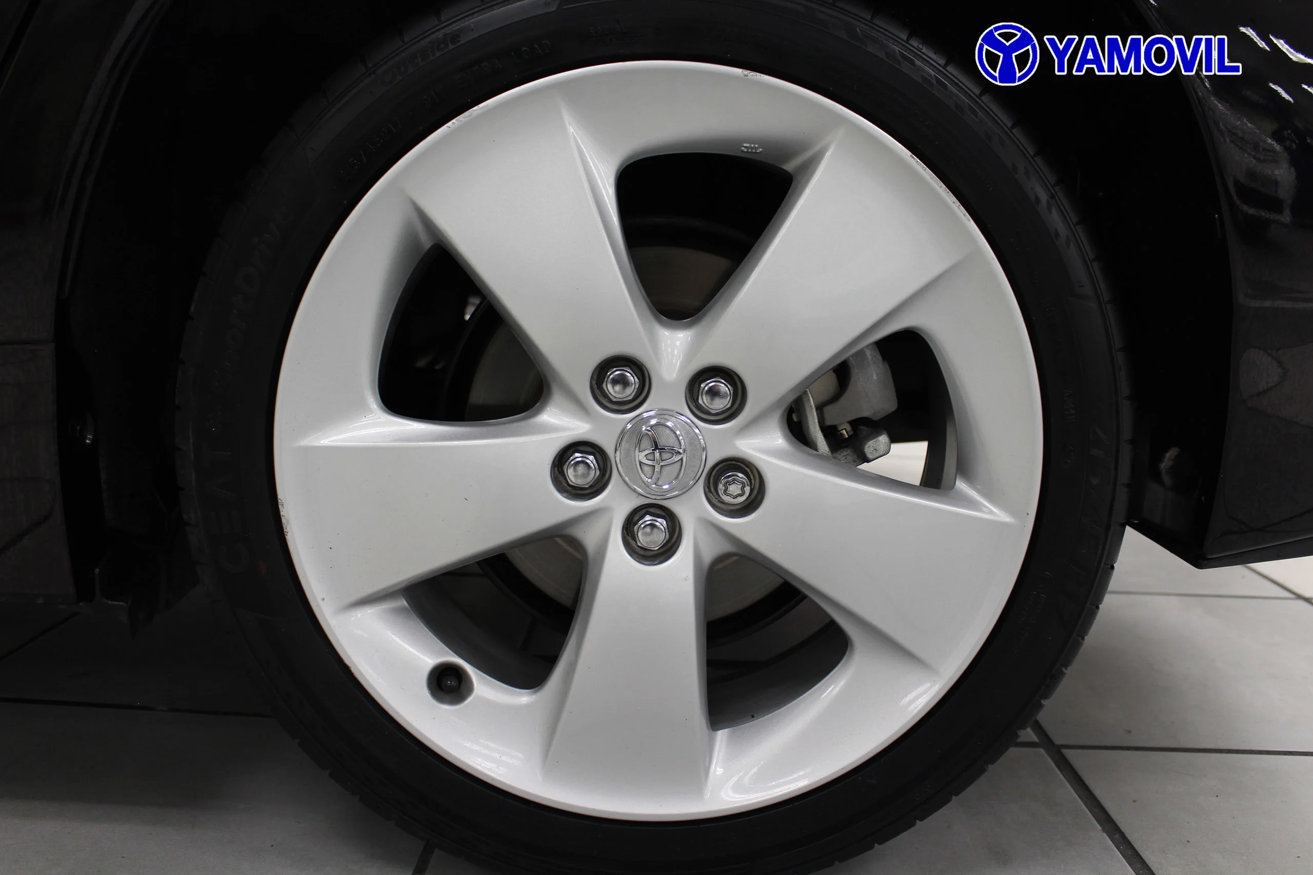 Toyota Prius 1.8 HSD Hibrido Executive 100 kW (136 CV) - Foto 11