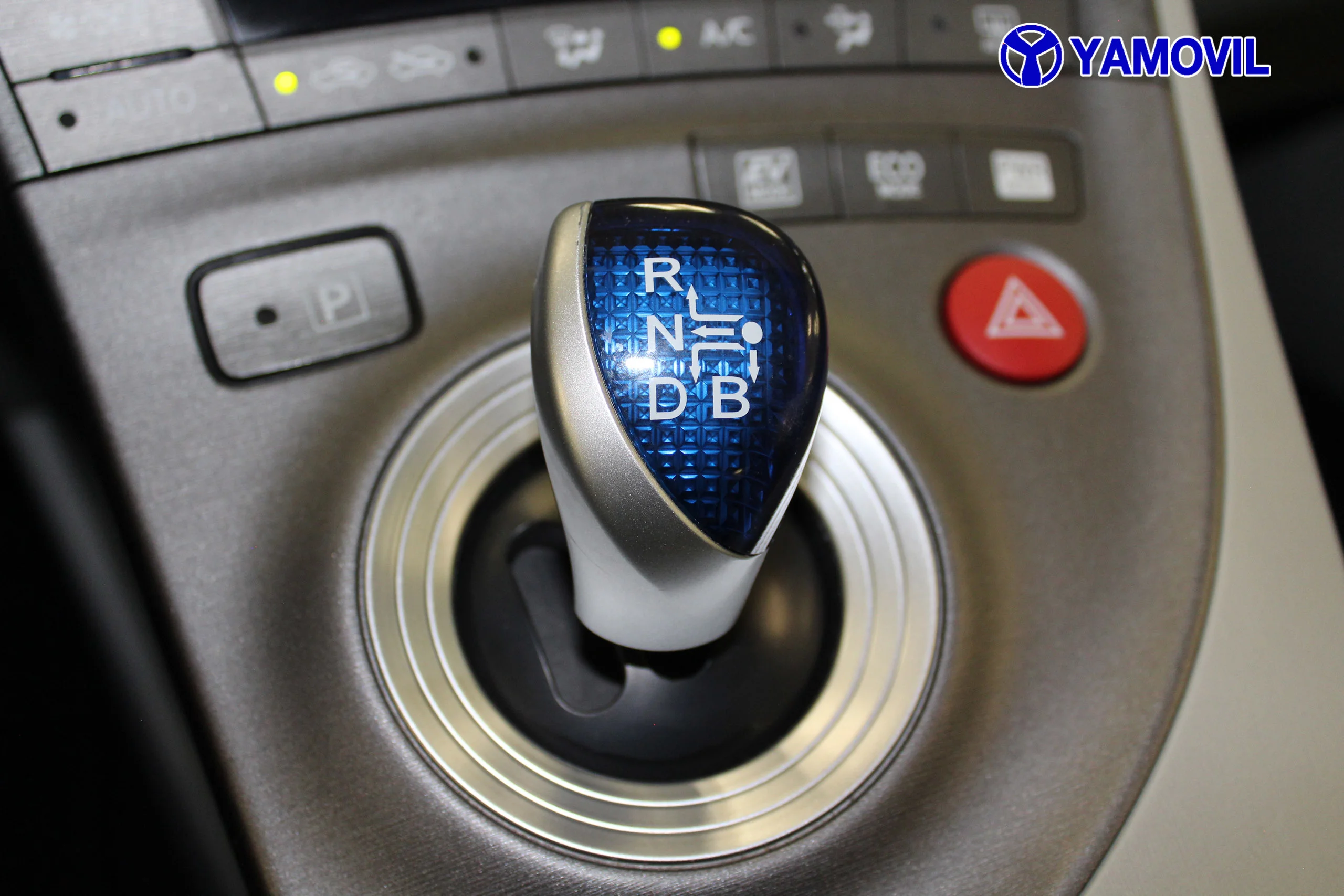 Toyota Prius 1.8 HSD Hibrido Executive 100 kW (136 CV) - Foto 31