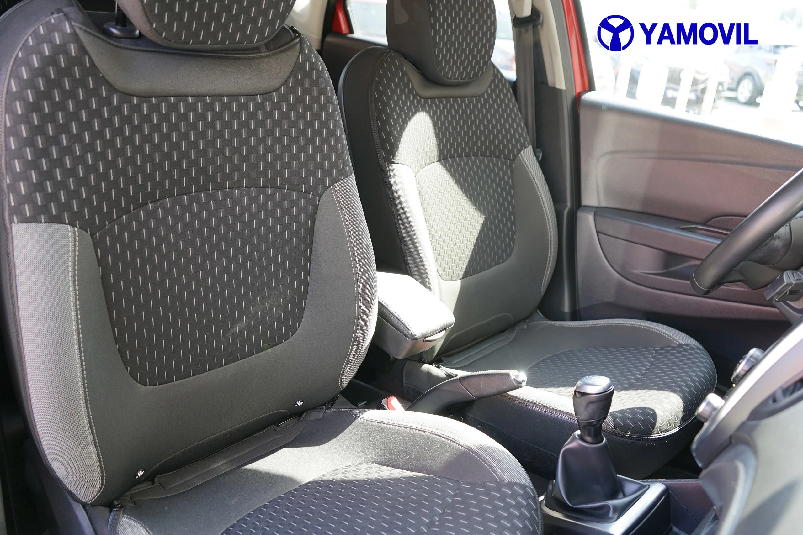 Renault Captur Zen TCe 66 kW (90 CV) - Foto 13