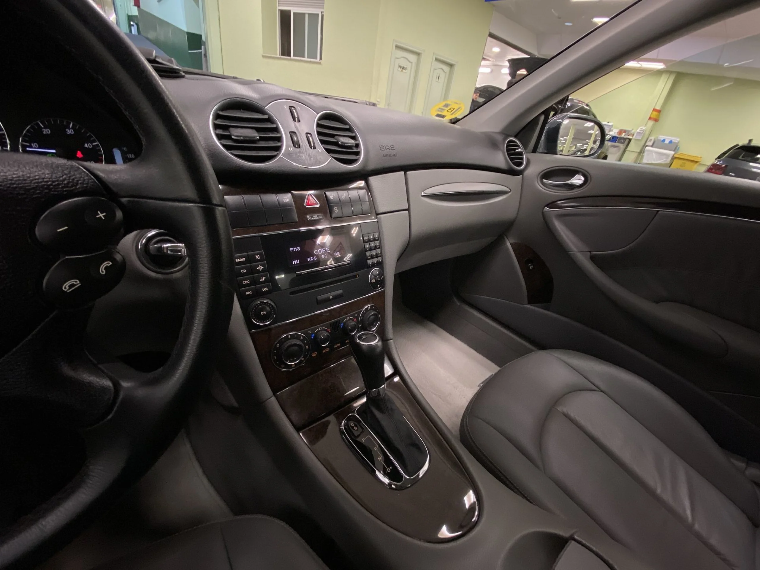 Mercedes-Benz Clase CLK CLK 320 CDI Elegance 165 kW (224 CV) - Foto 16