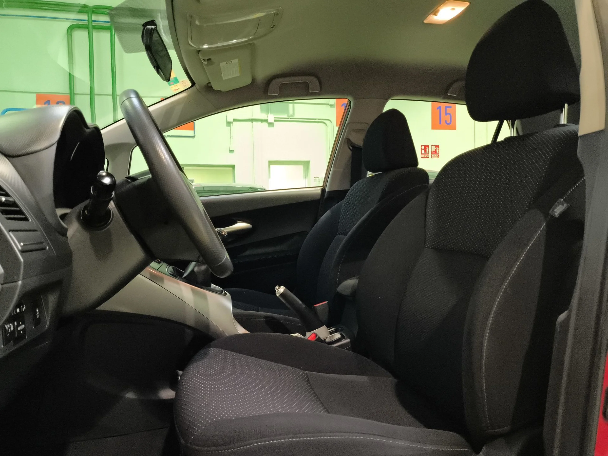 Toyota Auris 1.6 VVT-I Active 97 kW (132 CV) - Foto 8