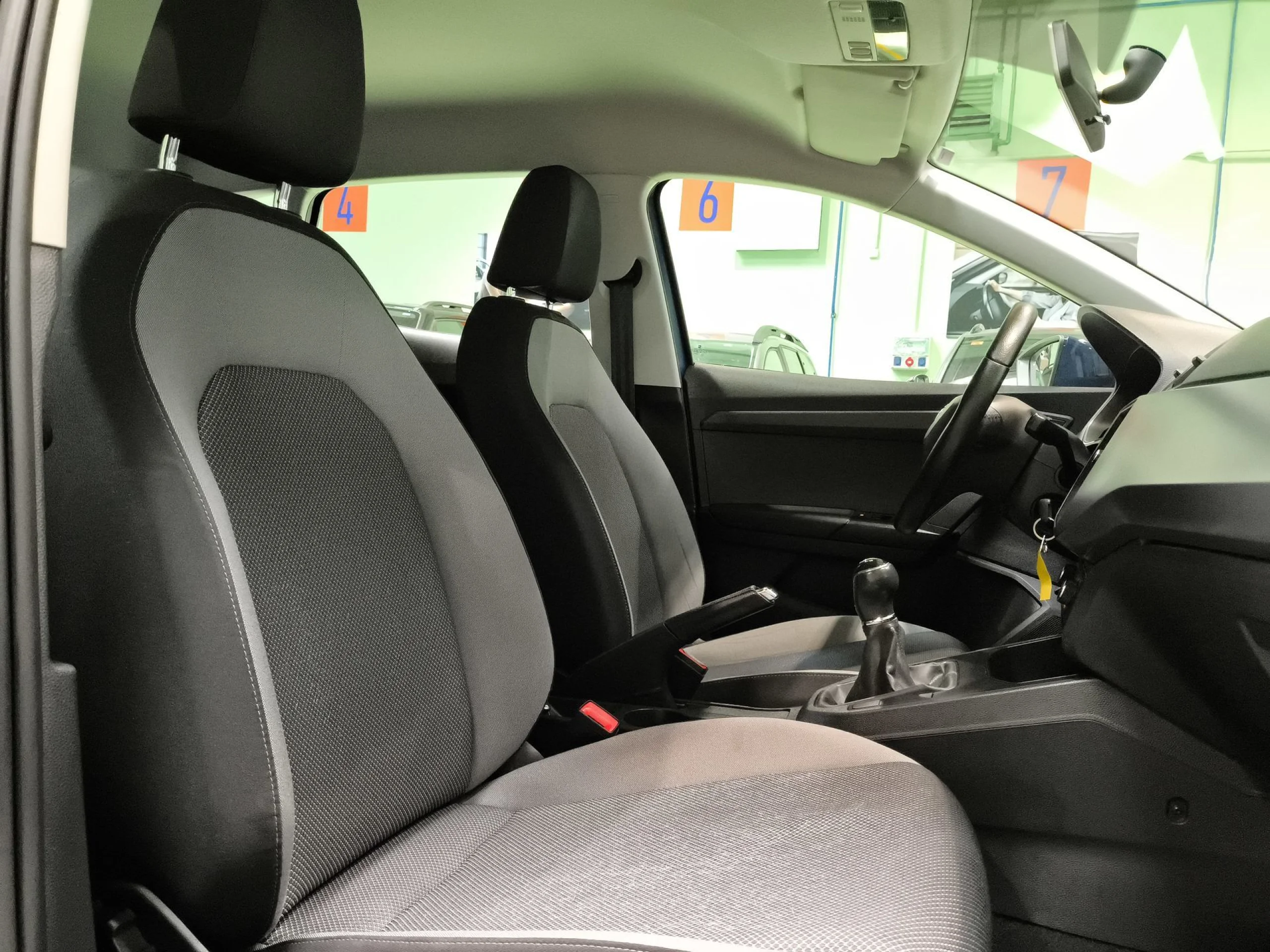Seat Ibiza 1.0 TGI GNC SANDS Style 66 kW (90 CV) - Foto 27