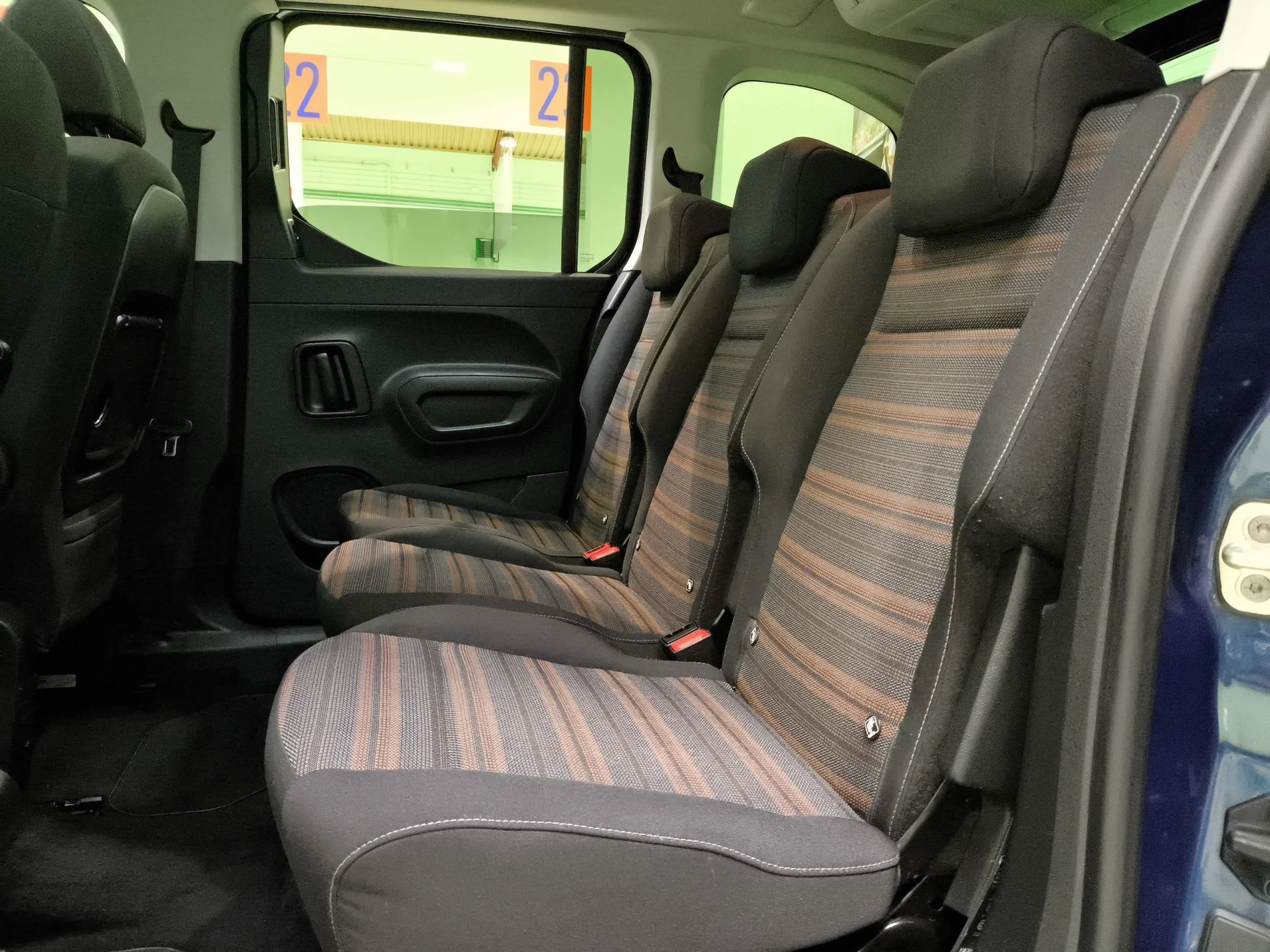 Opel Combo life 1.5TD SANDS Innovation 75 kW (100 CV) - Foto 20