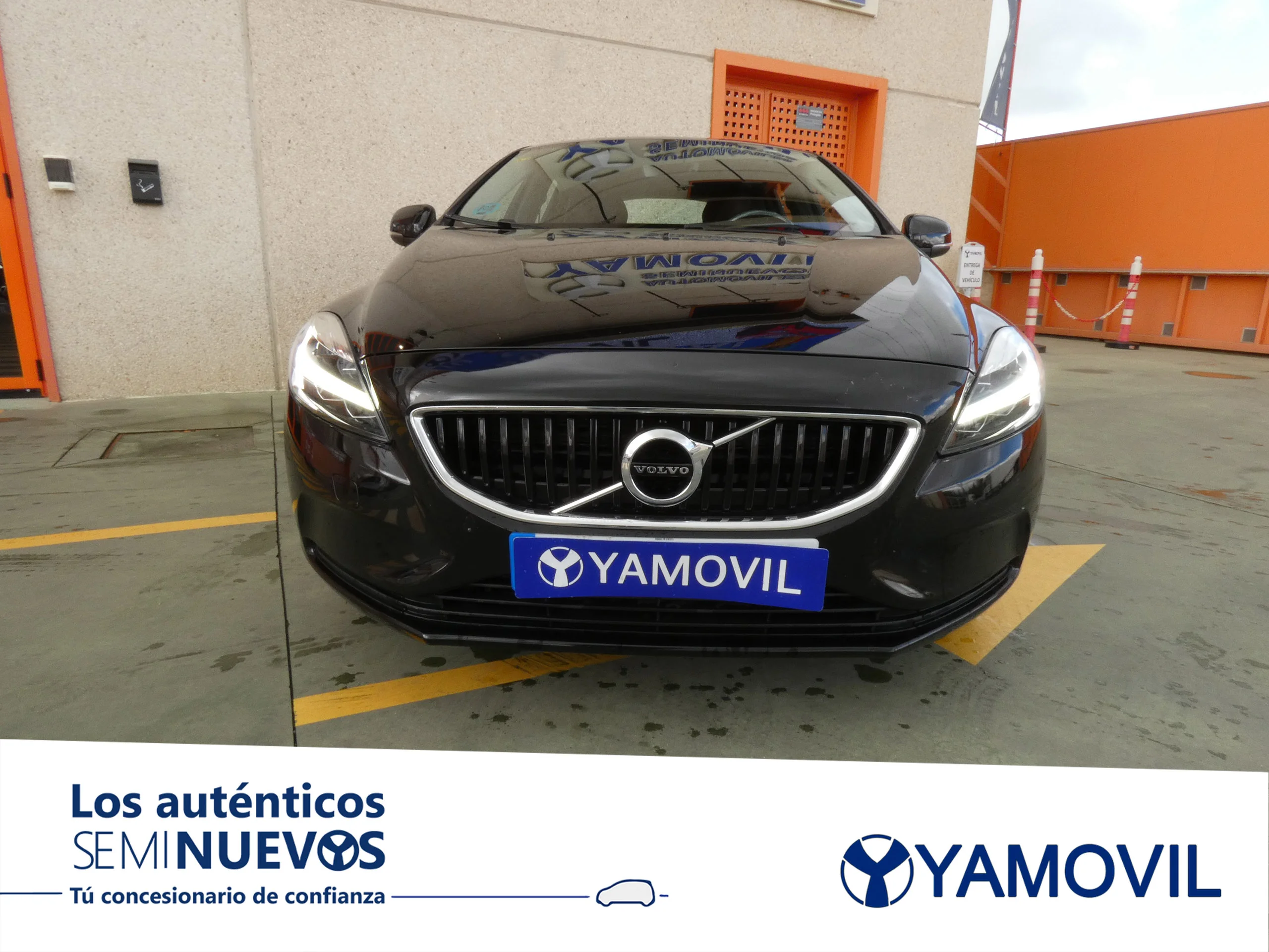 Volvo V40 D3 2.0 MOMENTUM - Foto 3