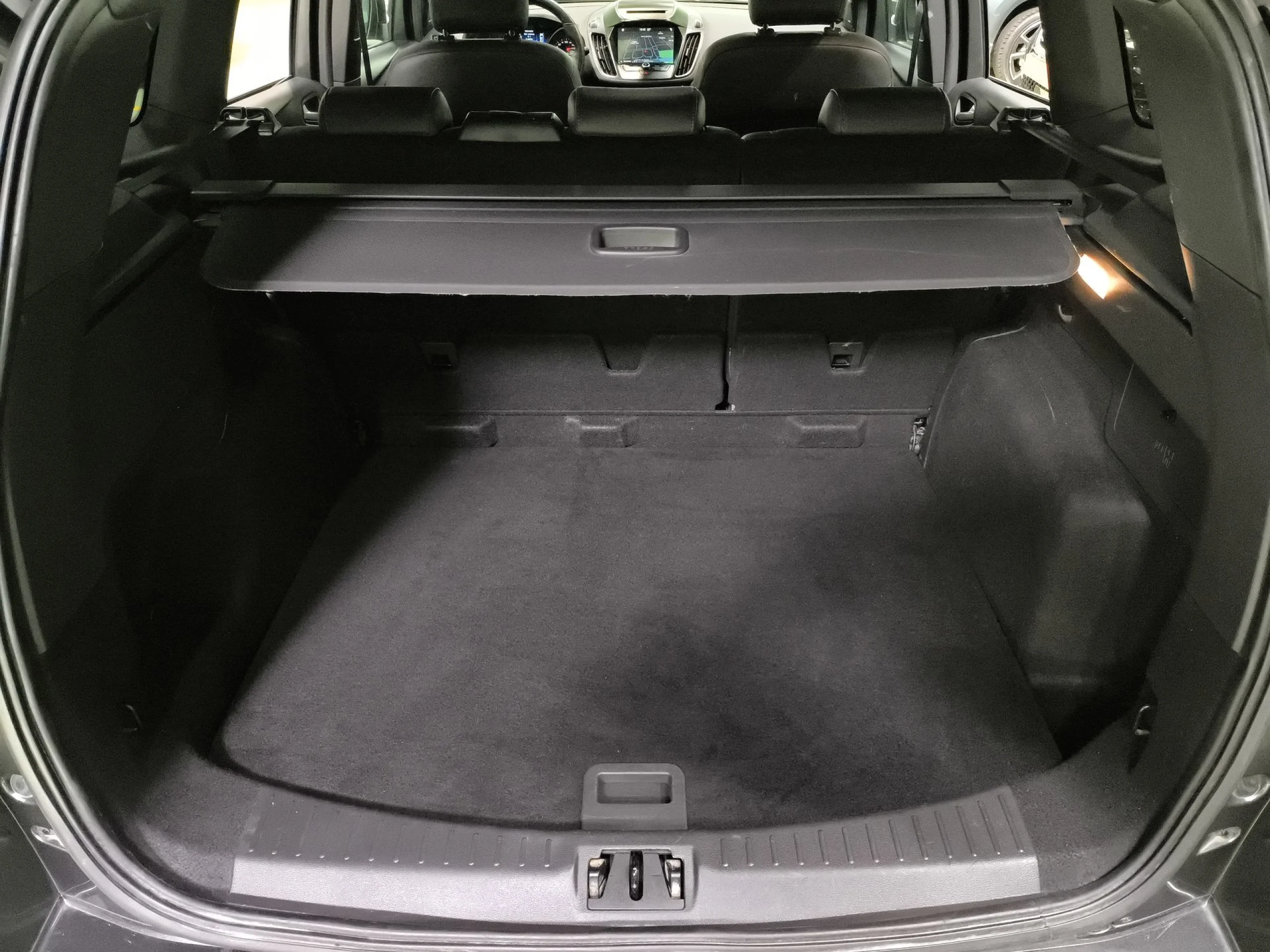 Ford Kuga 1.5 EcoBoost ST-Line Limited Edition 4x2 110 kW (150 CV) - Foto 25