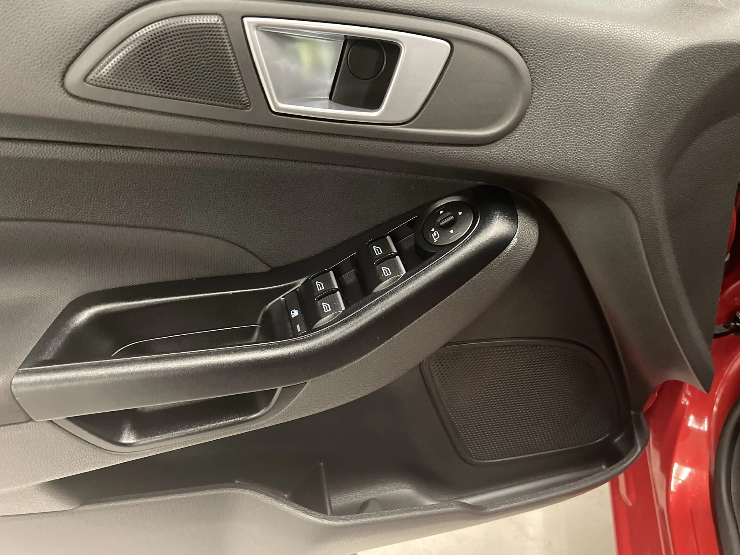 Ford Fiesta 1.0 EcoBoost Trend 74 kW (100 CV) - Foto 9