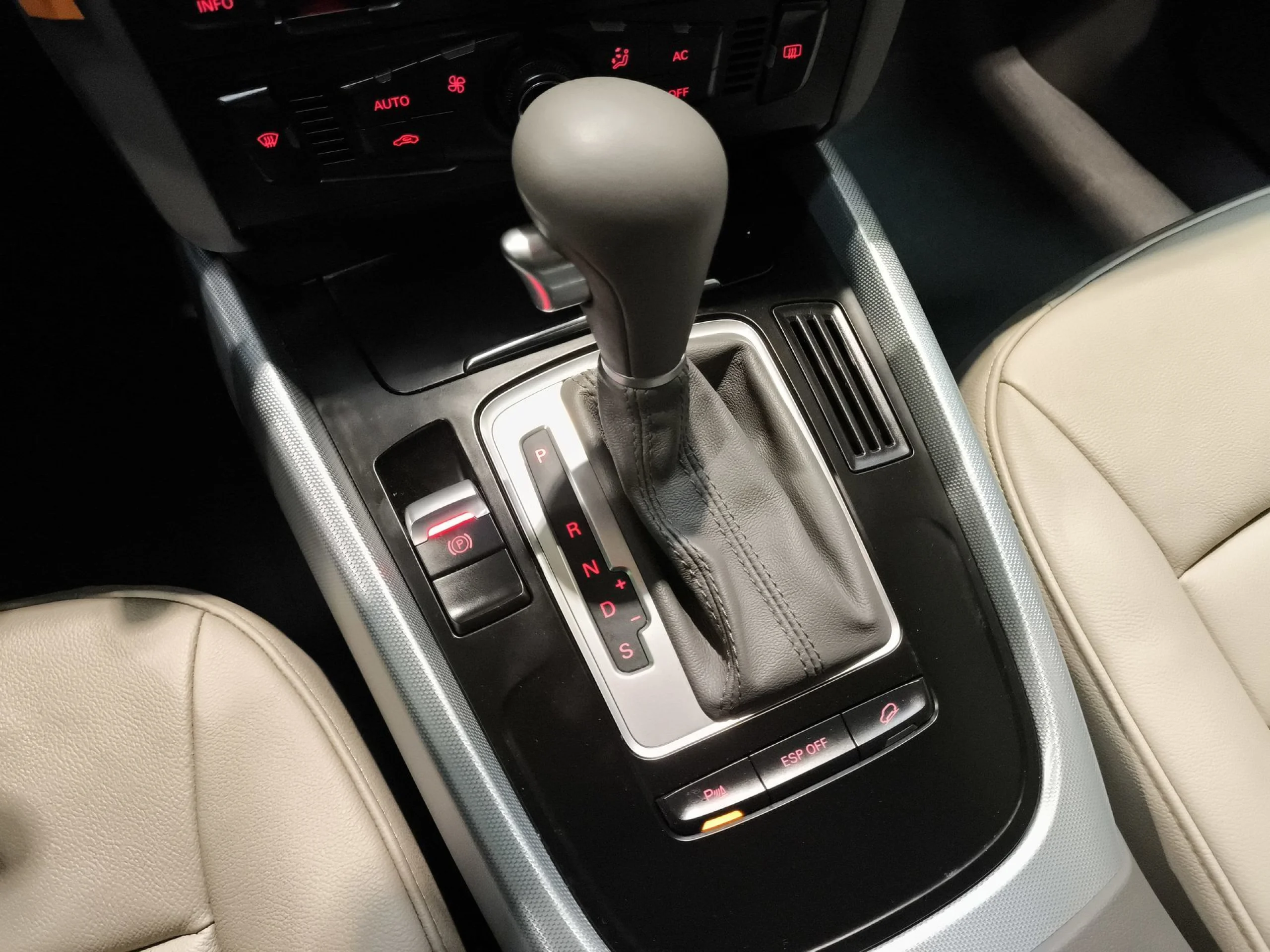 Audi Q5 2.0 TFSI quattro 155 kW (211 CV) S tronic - Foto 15
