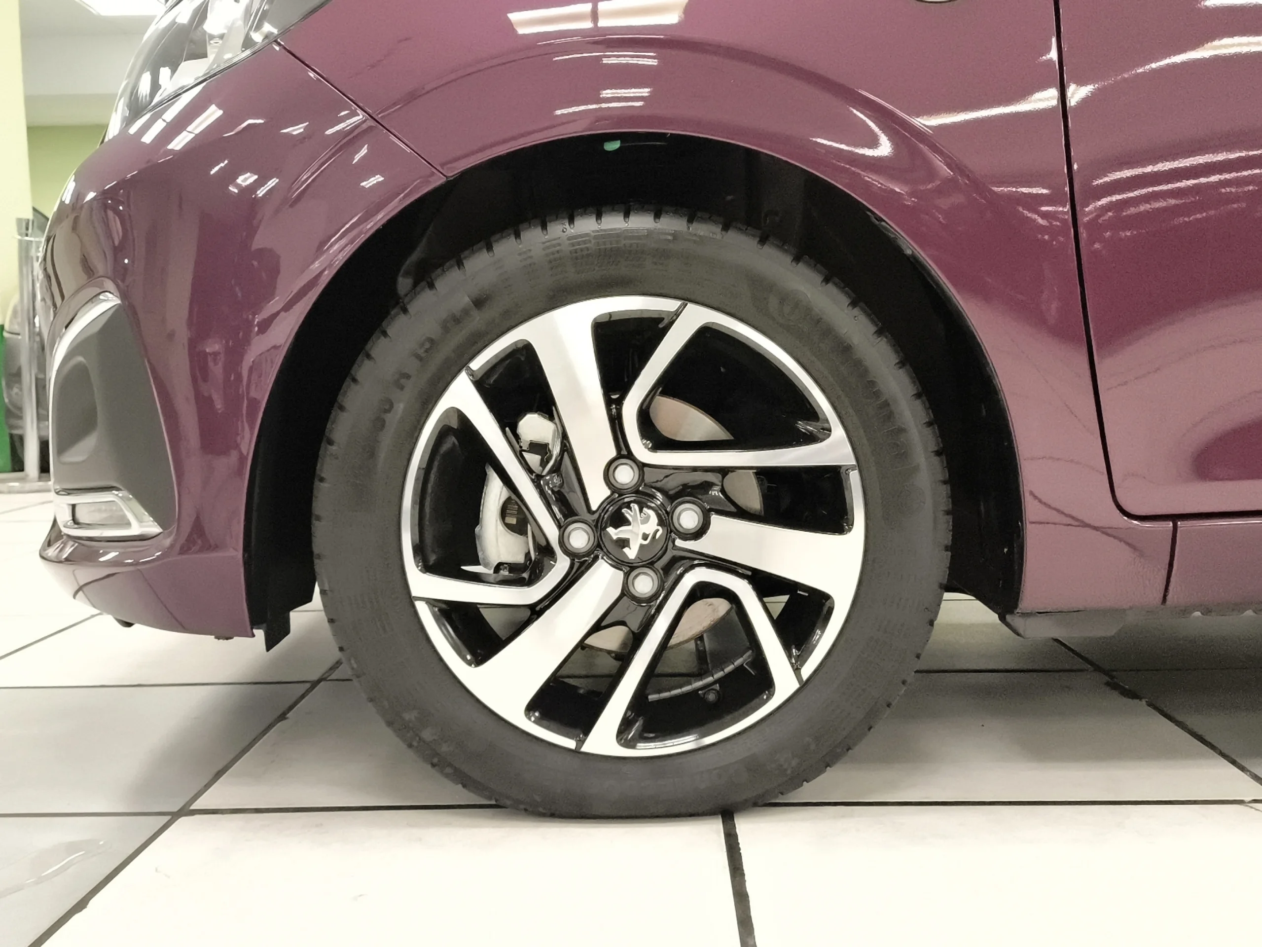 Peugeot 108 1.2 PureTech Allure 60 kW (82 CV) - Foto 7