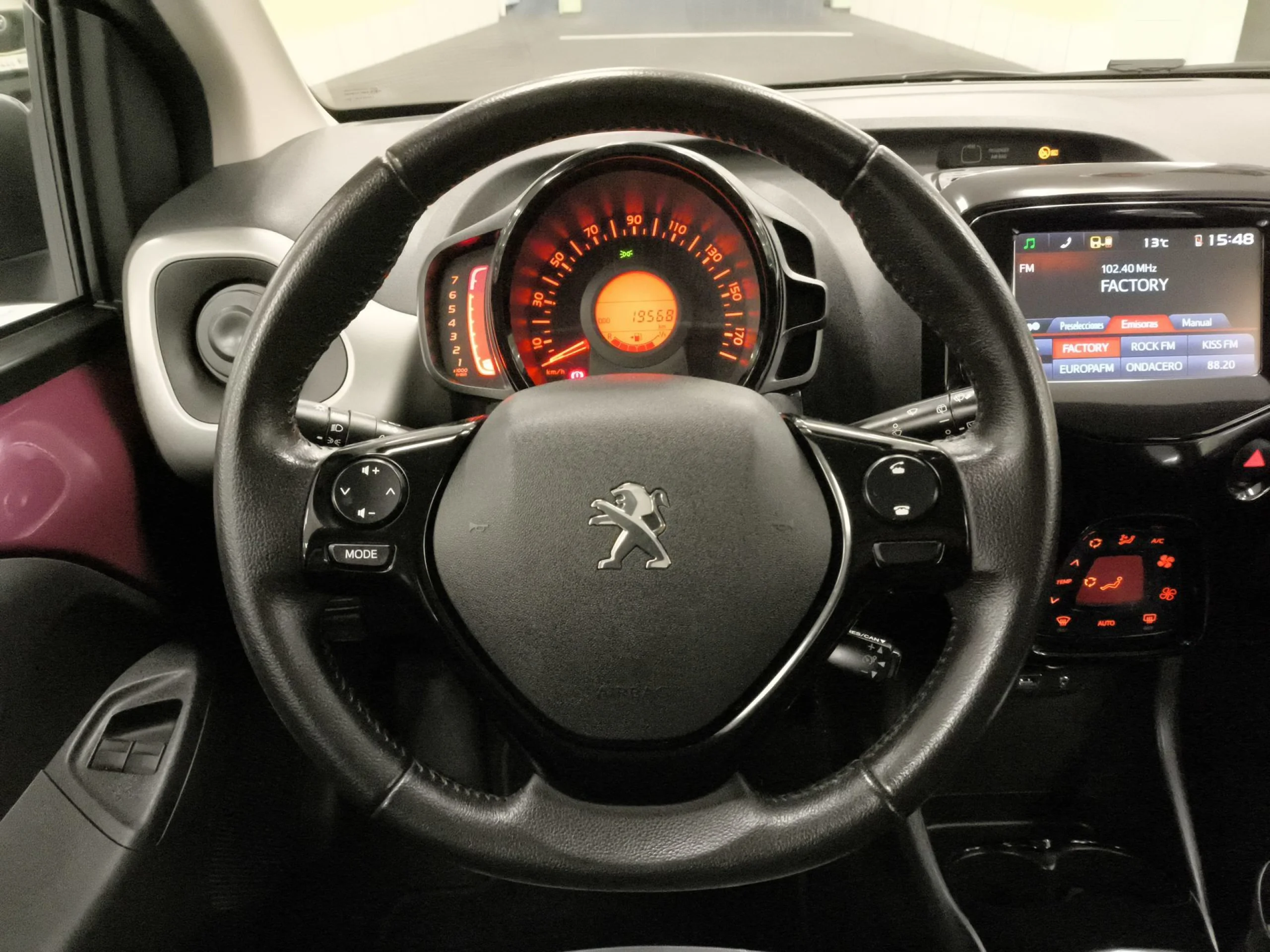 Peugeot 108 1.2 PureTech Allure 60 kW (82 CV) - Foto 11