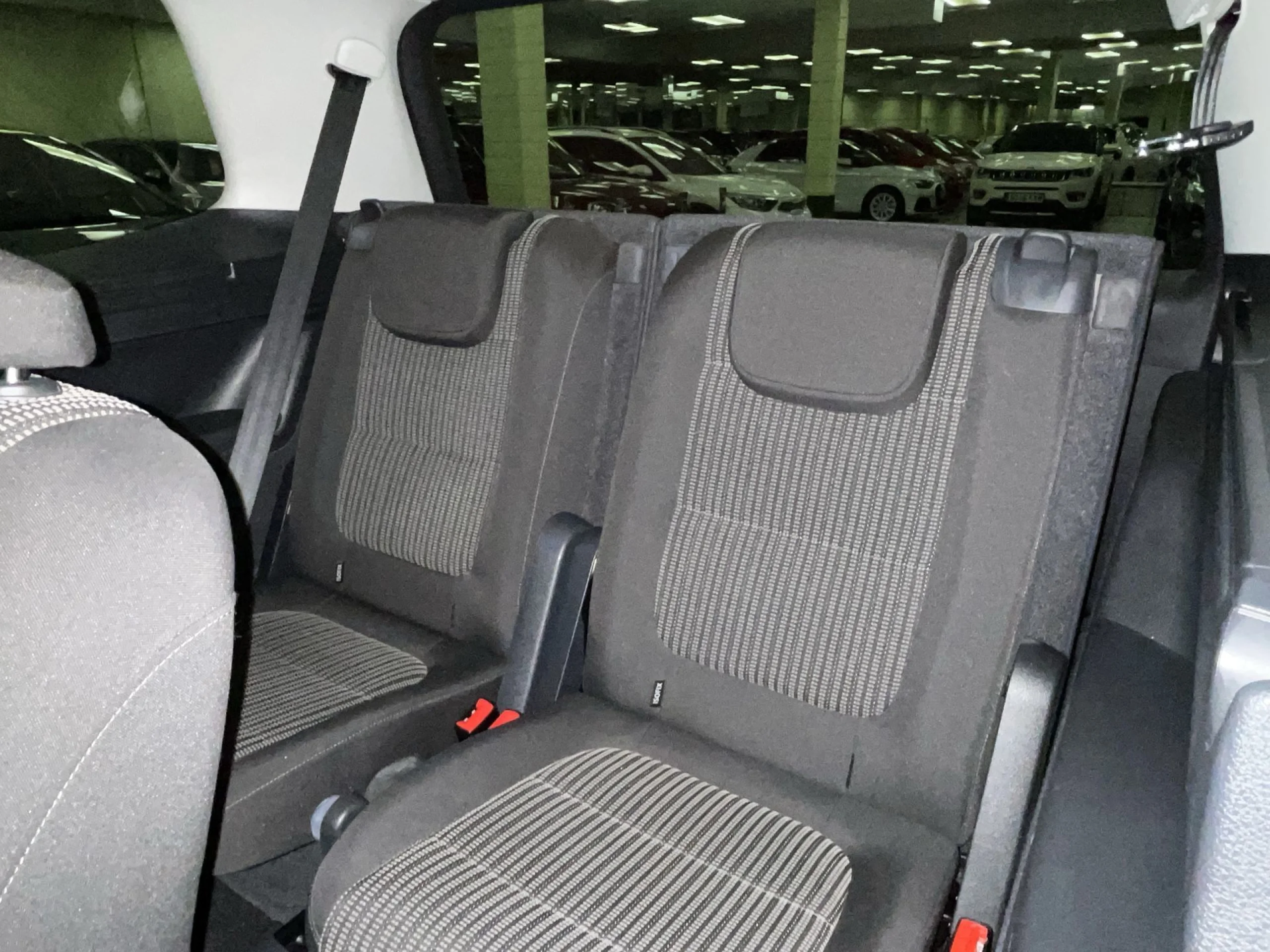 Seat Alhambra 1.4 TSI SANDS Style 110 kW (150 CV) - Foto 20