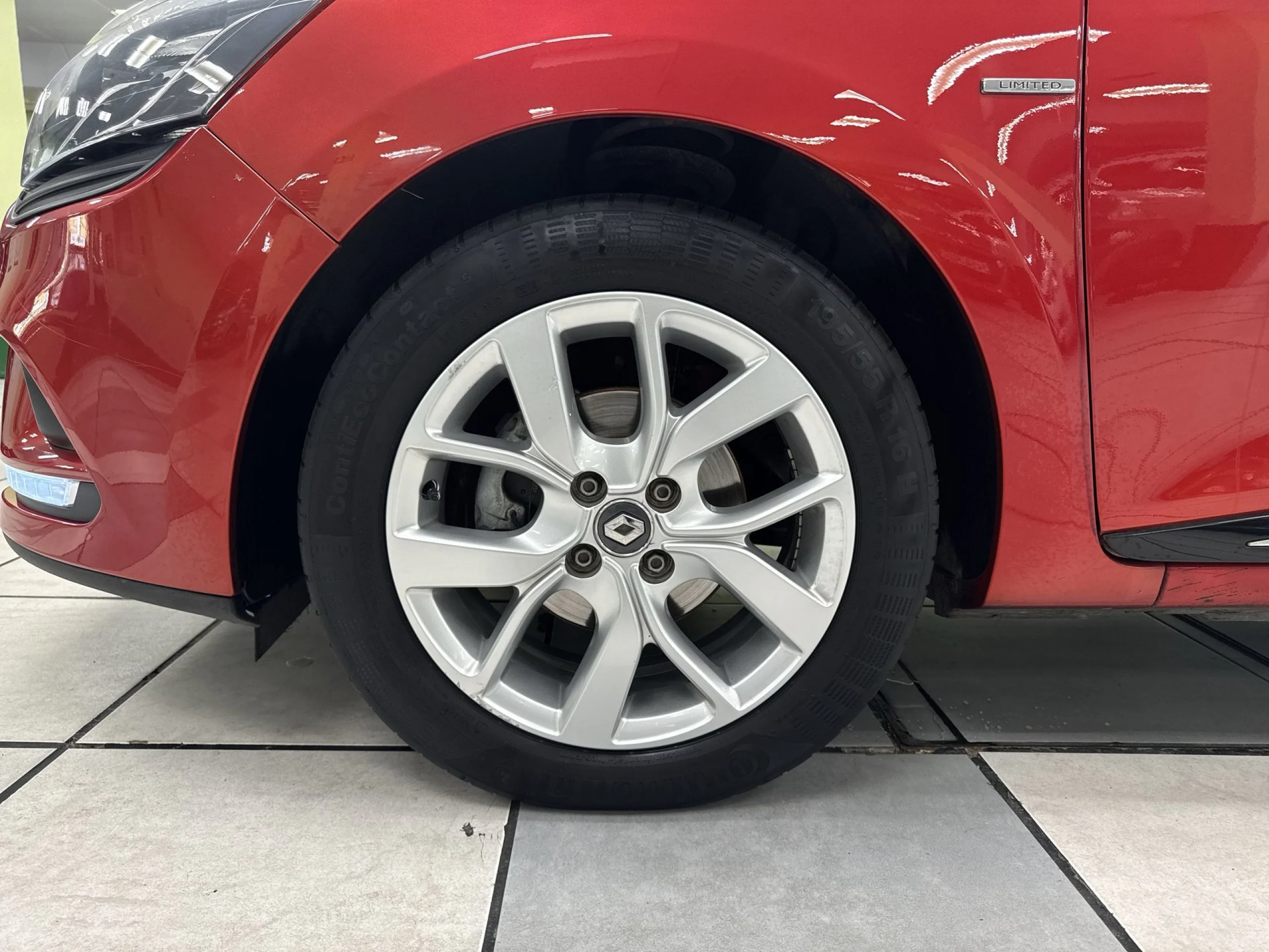 Renault Clio Limited Energy TCe 66 kW (90 CV) - Foto 7