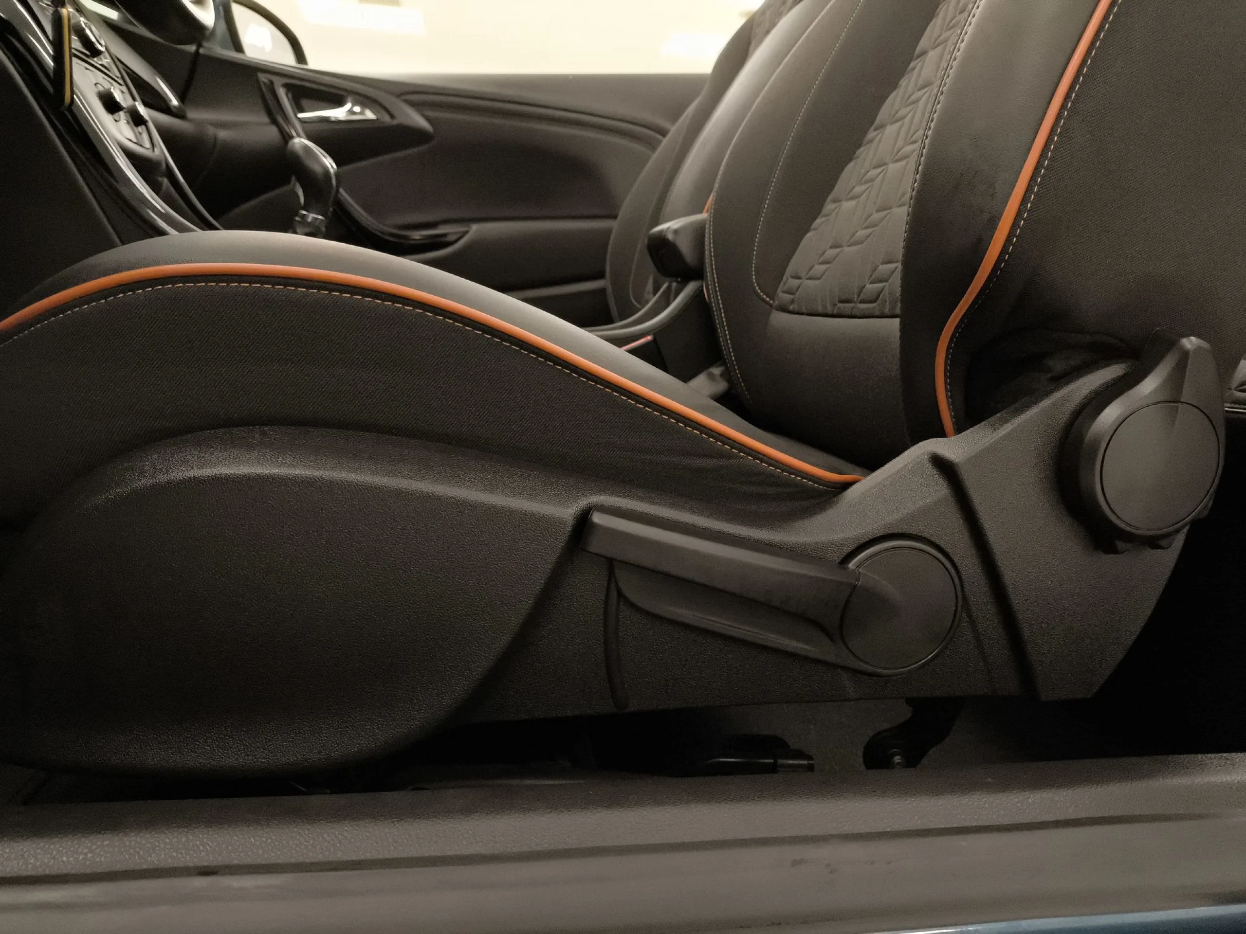 Opel Cabrio 1.4 Turbo SANDS Excellence 103 kW (140 CV) - Foto 9