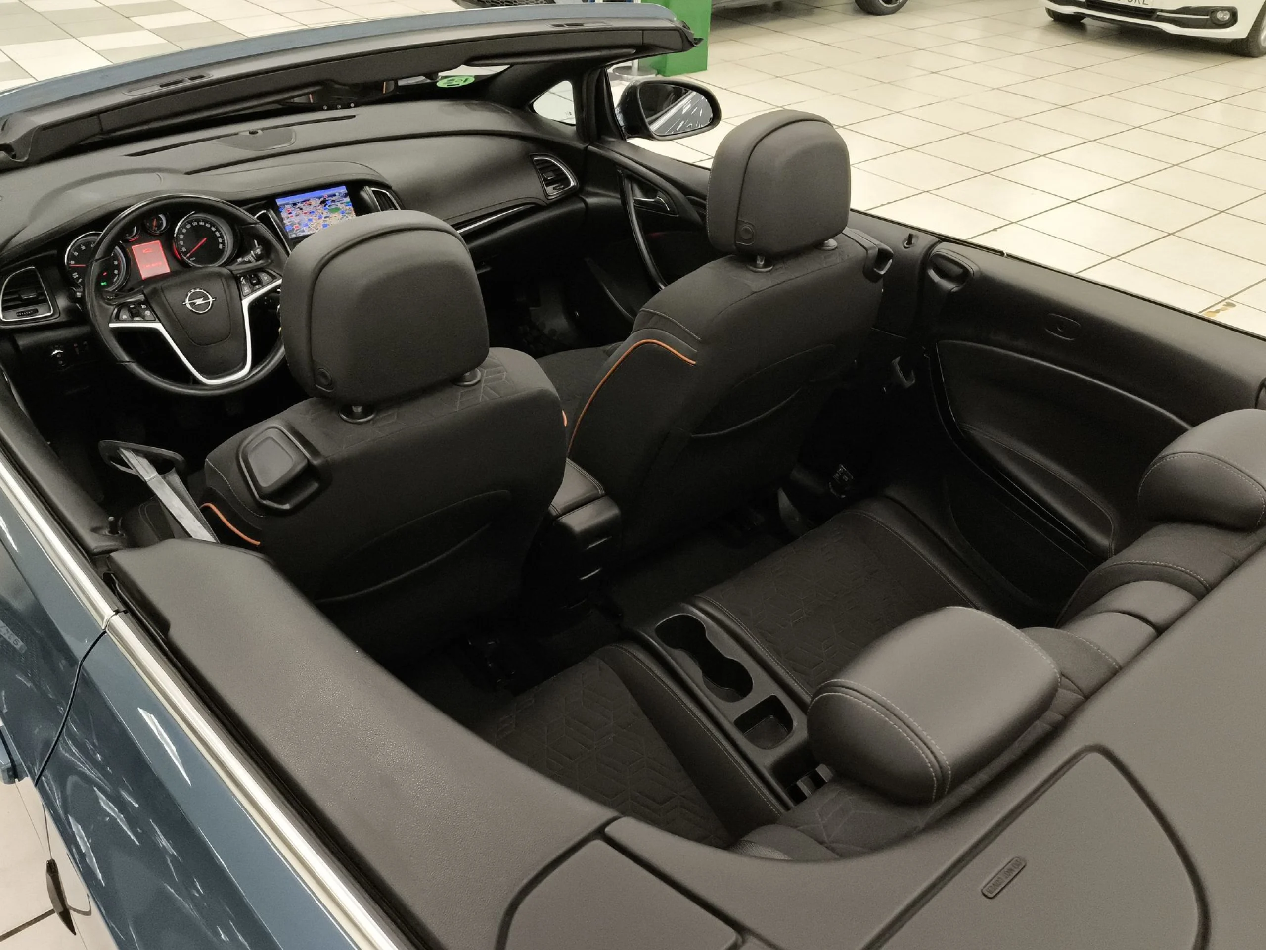 Opel Cabrio 1.4 Turbo SANDS Excellence 103 kW (140 CV) - Foto 21