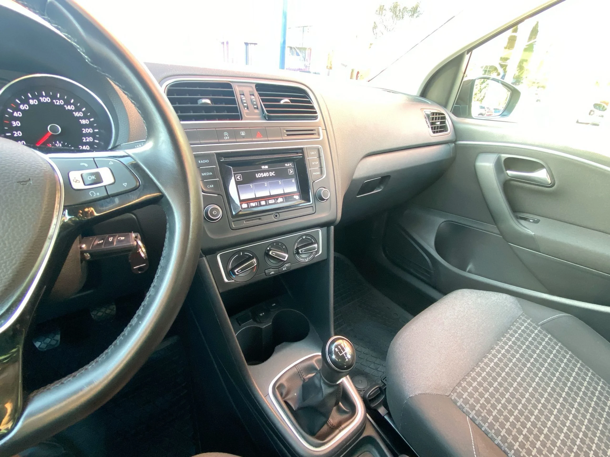 Volkswagen Polo Advance 1.2 TSI BMT 66 kW (90 CV) - Foto 16