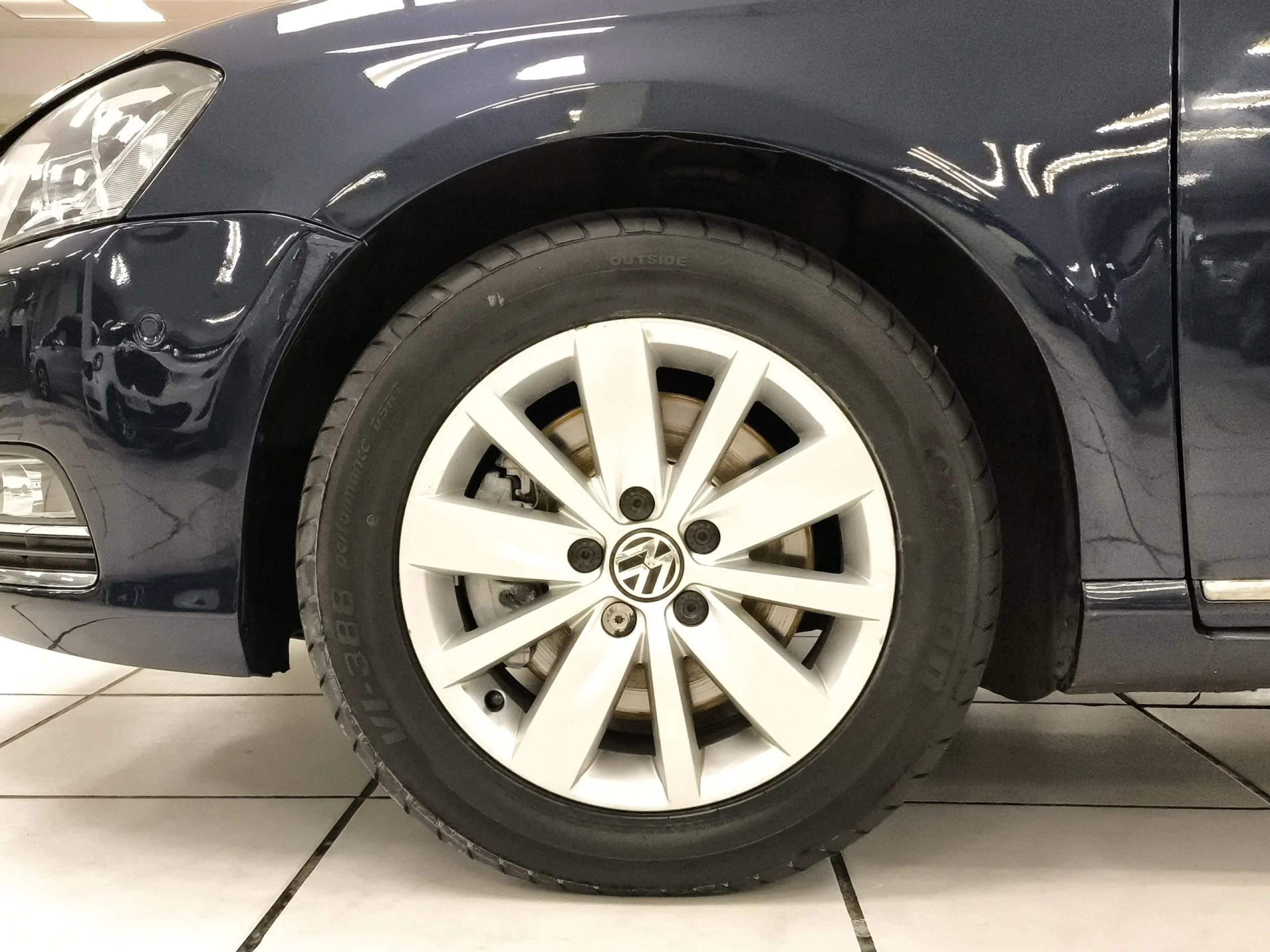 Volkswagen Passat Advance 2.0 TDI BMT 103 kW (140 CV) - Foto 7