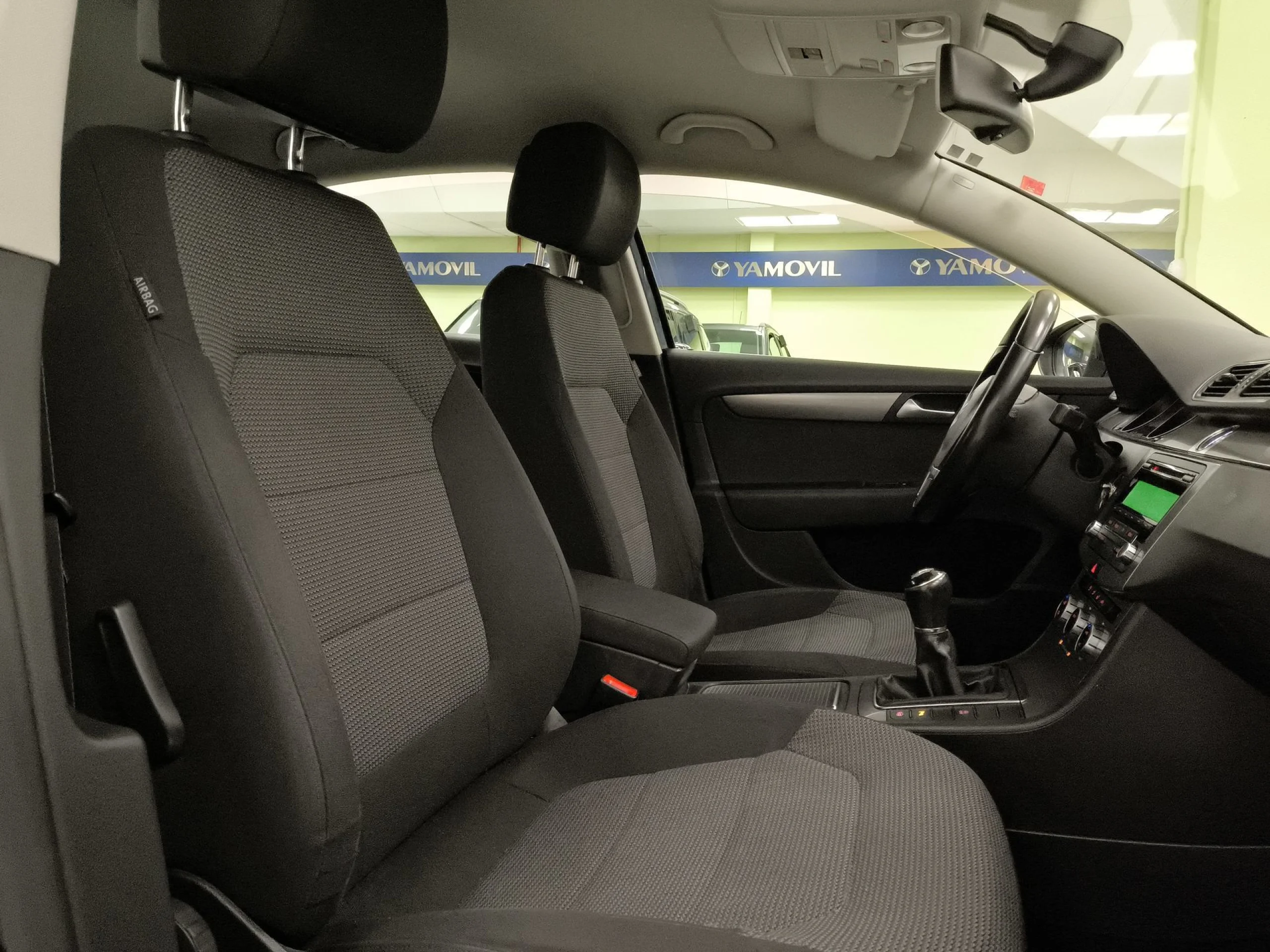 Volkswagen Passat Advance 2.0 TDI BMT 103 kW (140 CV) - Foto 19