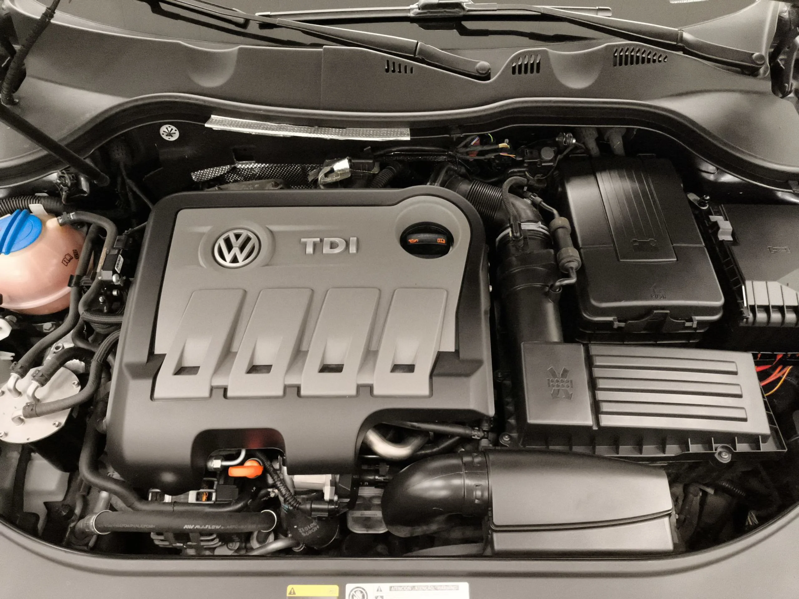 Volkswagen Passat Advance 2.0 TDI BMT 103 kW (140 CV) - Foto 20
