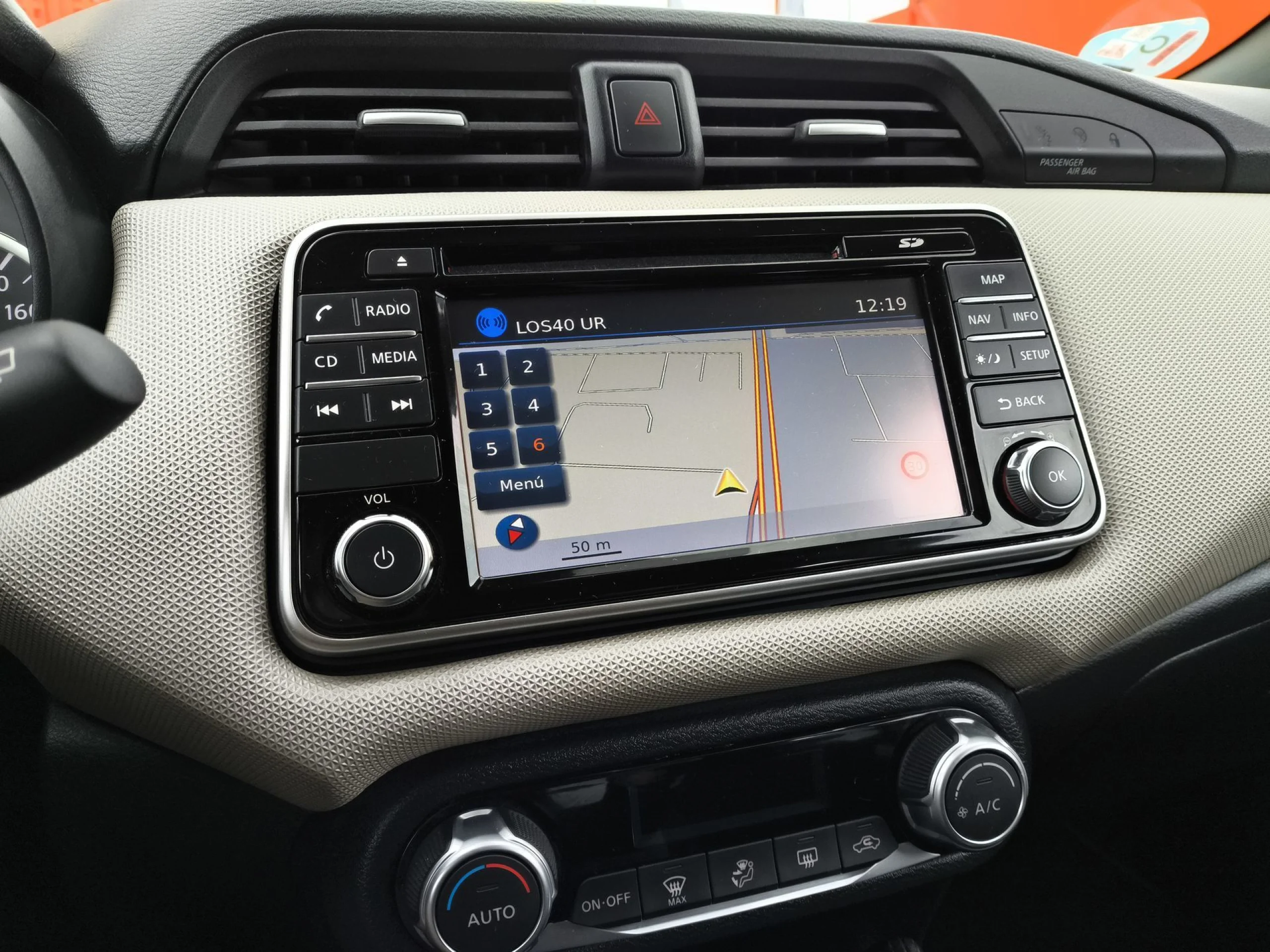 Nissan Micra IG-T SANDS N-Connecta 66 kW (90 CV) - Foto 14