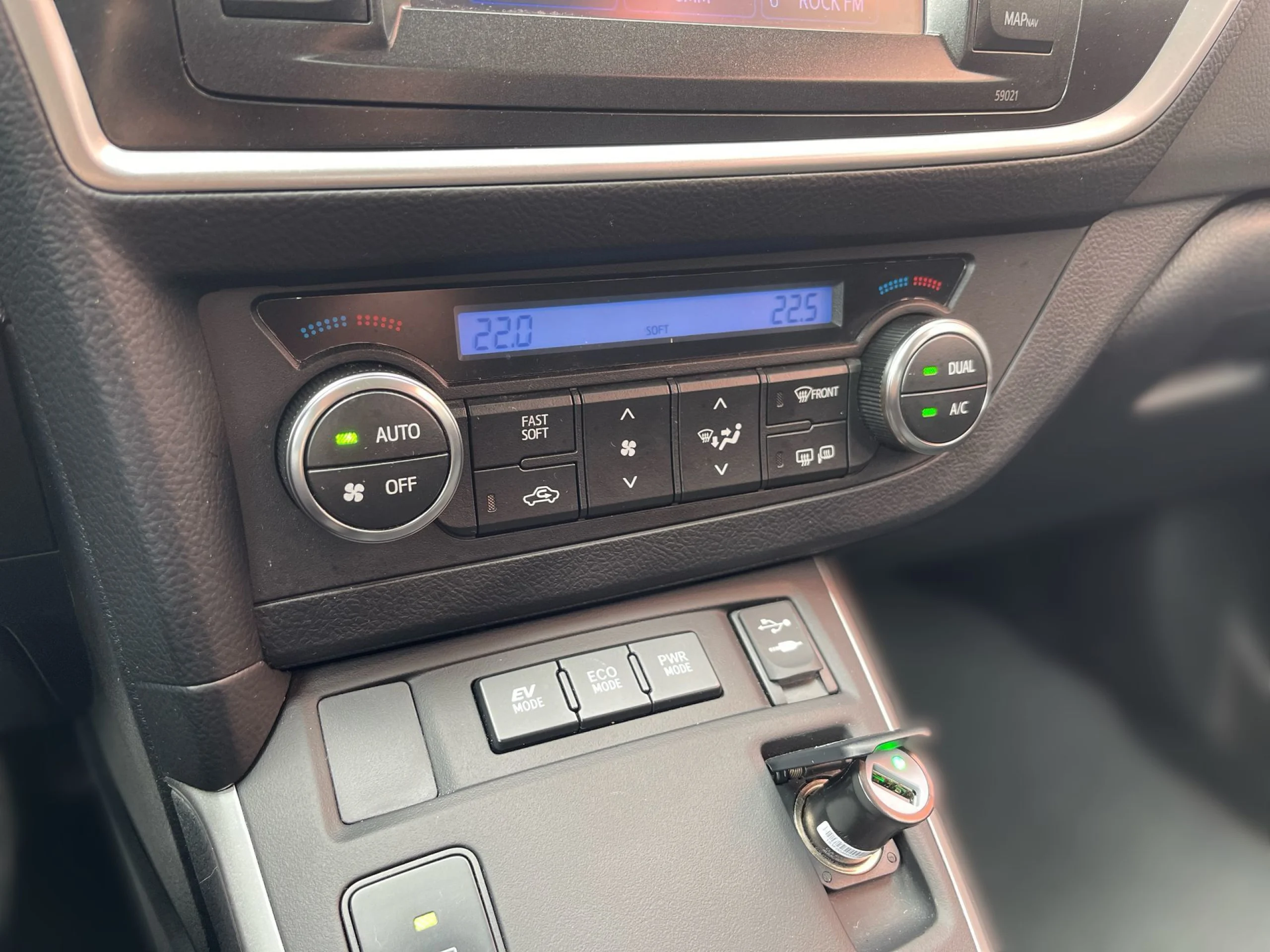 Toyota Auris Hybrid Advance 100 kW (136 CV) - Foto 15