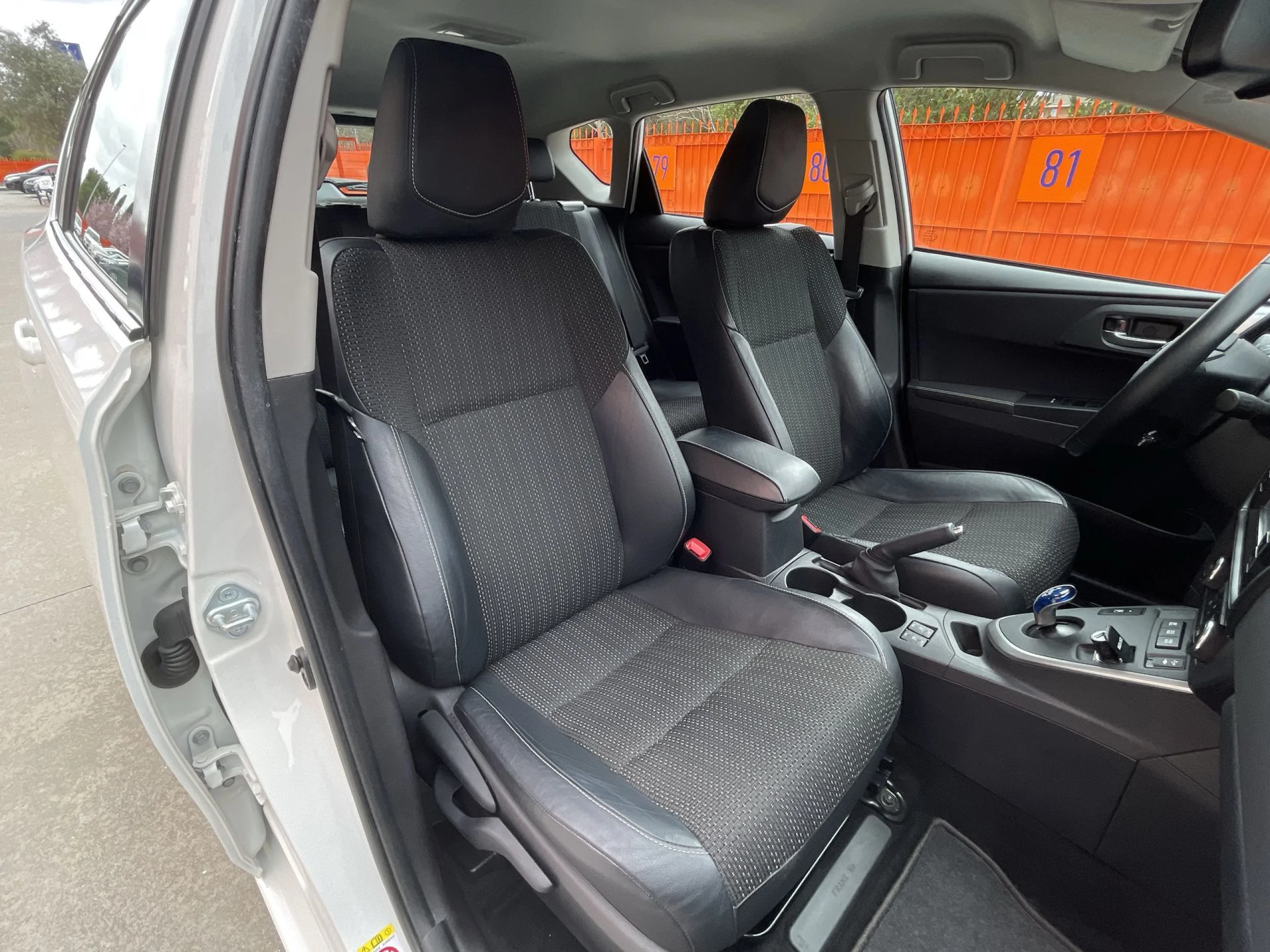 Toyota Auris Hybrid Advance 100 kW (136 CV) - Foto 20
