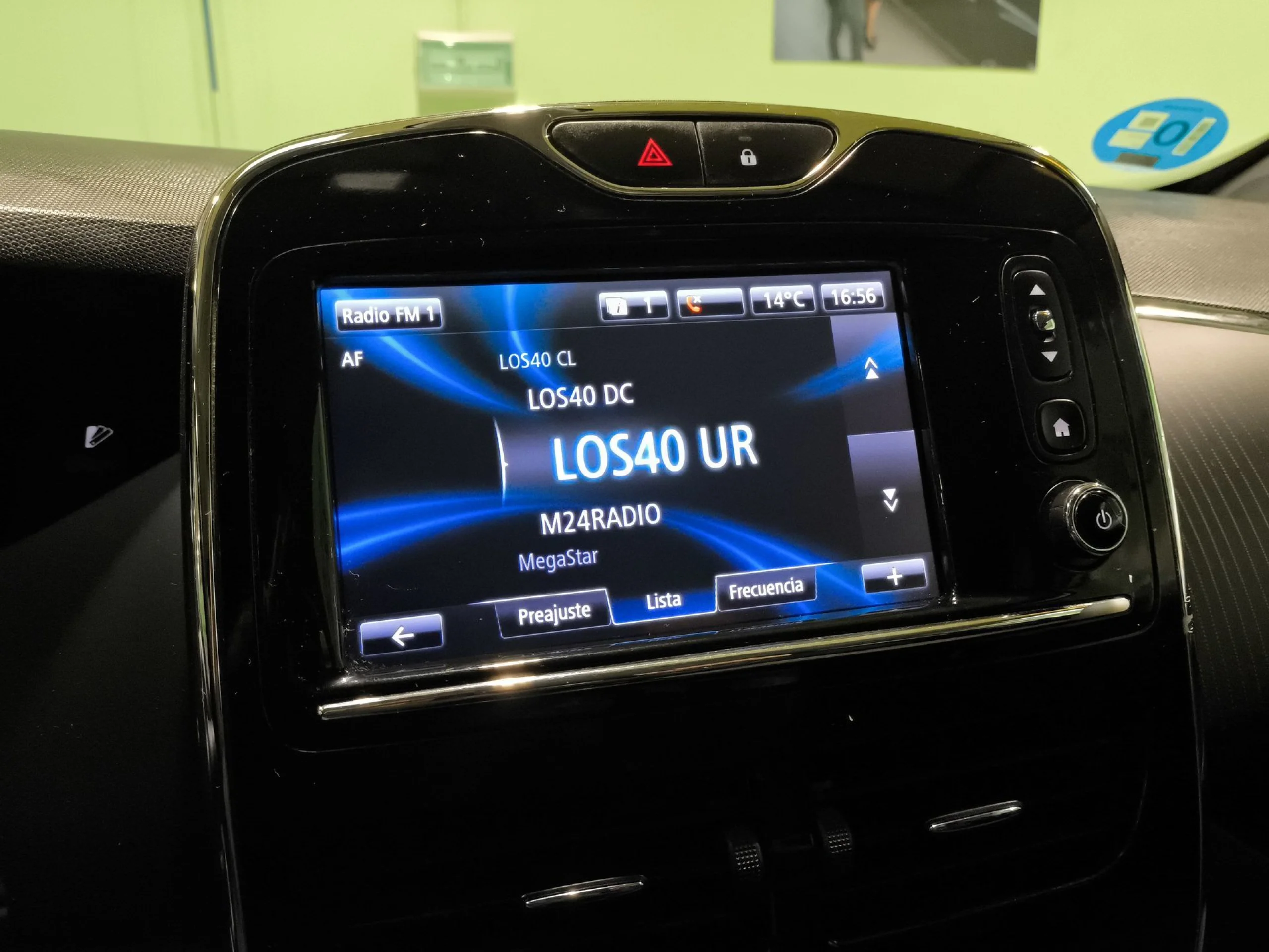 Renault Zoe Limited 40 R110 79 kW (108 CV) - Foto 14