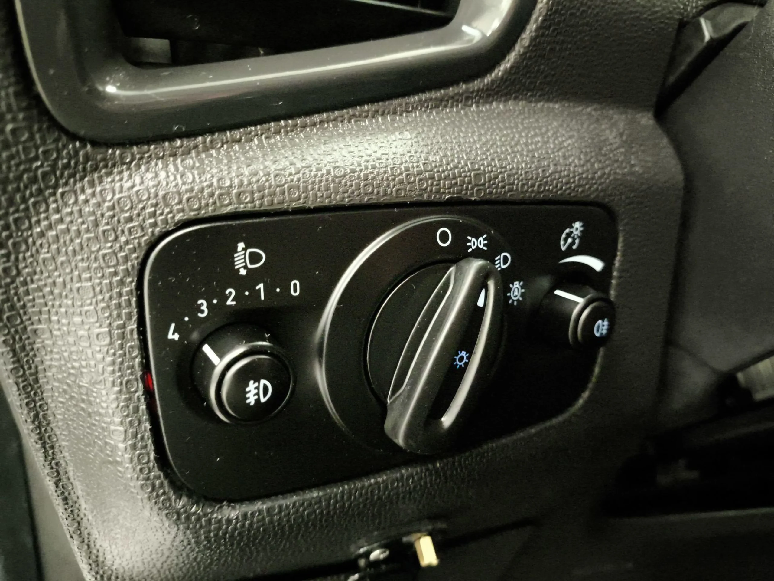 Ford Ecosport 1.0 EcoBoost Titanium 92 kW (125 CV) - Foto 15