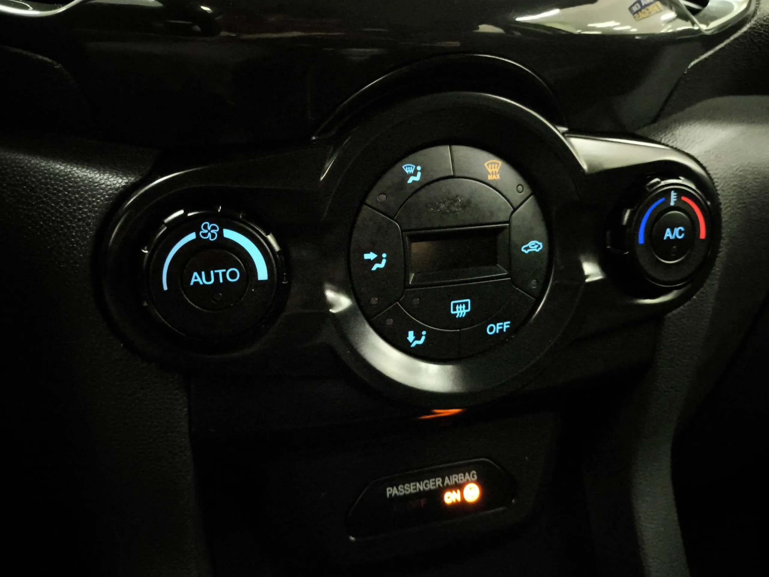 Ford Ecosport 1.0 EcoBoost Titanium 92 kW (125 CV) - Foto 24