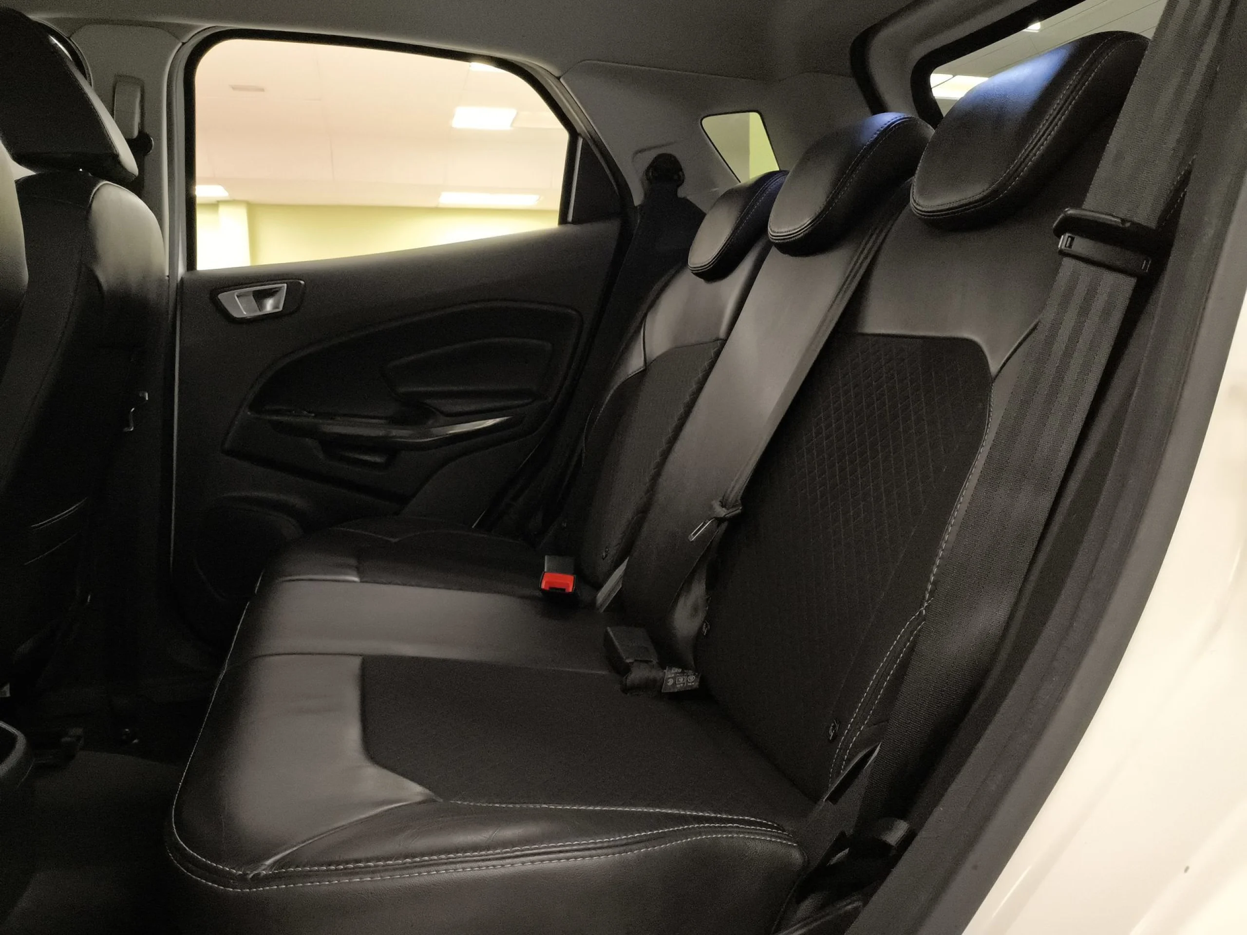 Ford Ecosport 1.0 EcoBoost Titanium 92 kW (125 CV) - Foto 26