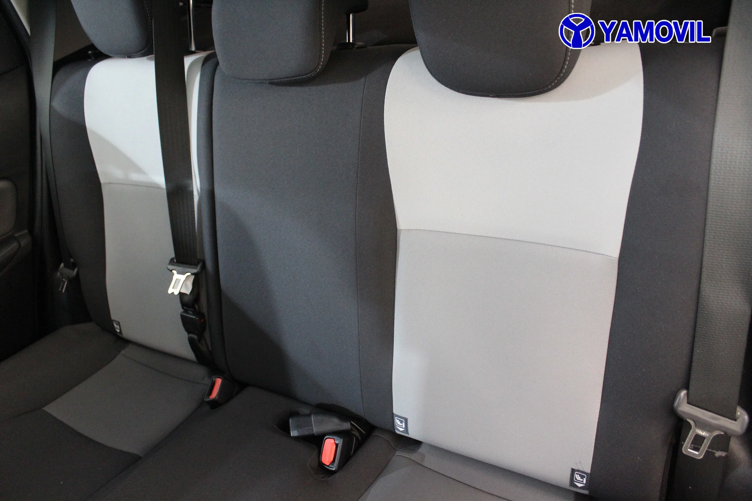 Toyota Yaris 1.5 Active Tech 74 kW (100 CV) - Foto 15