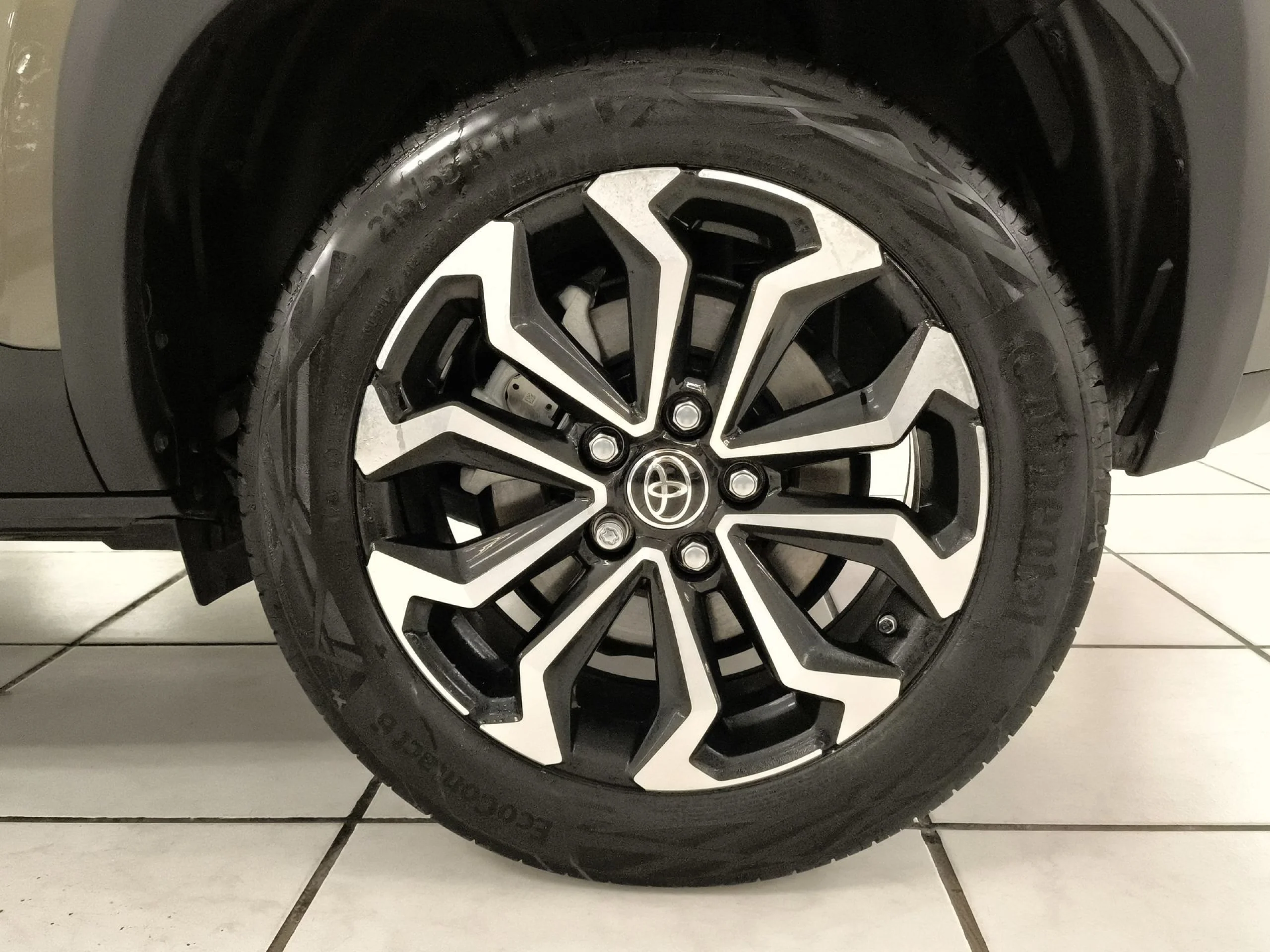 Toyota Yaris Cross 120H Active Tech 85 kW (116 CV) - Foto 7