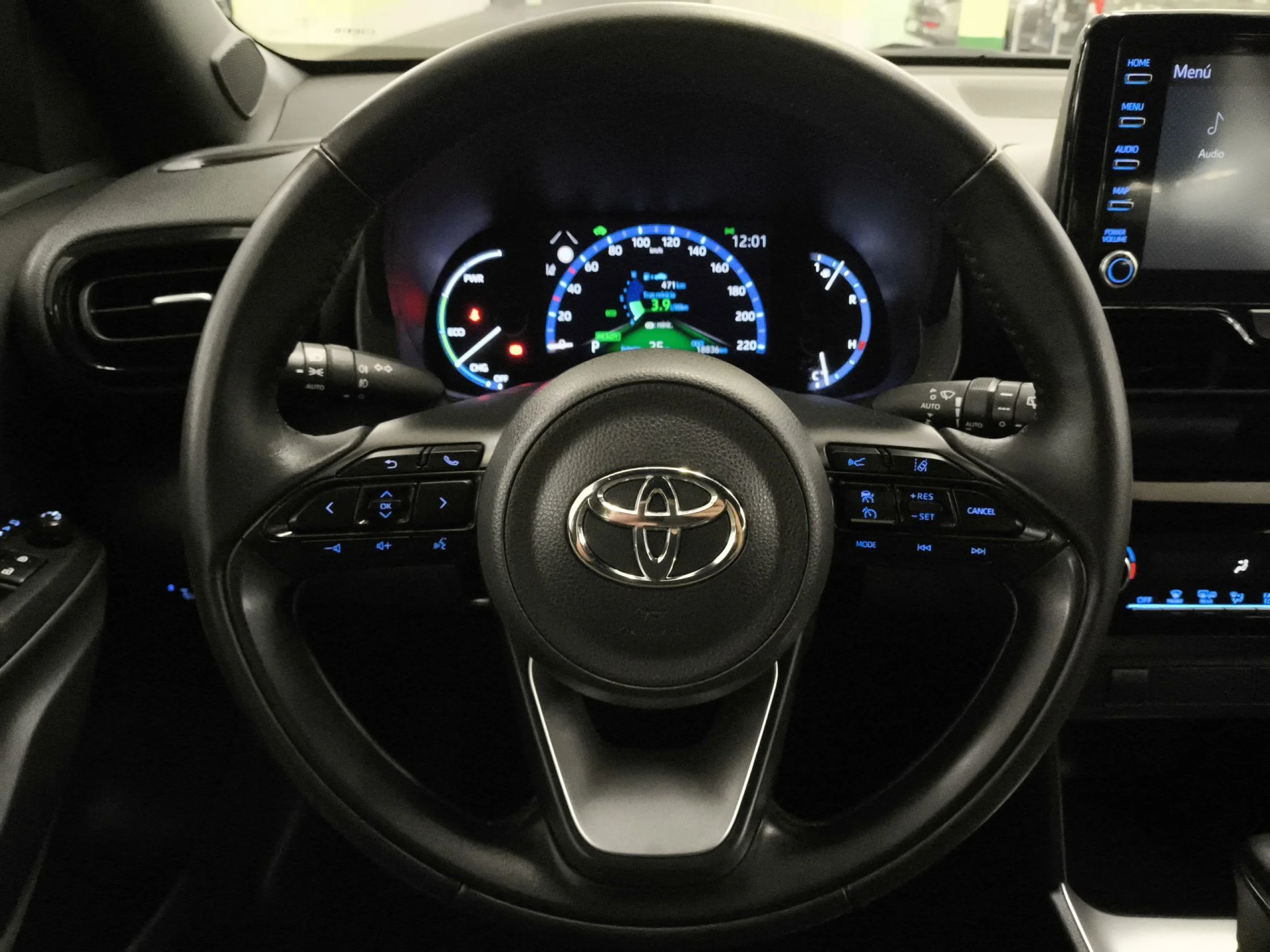Toyota Yaris Cross 120H Active Tech 85 kW (116 CV) - Foto 12