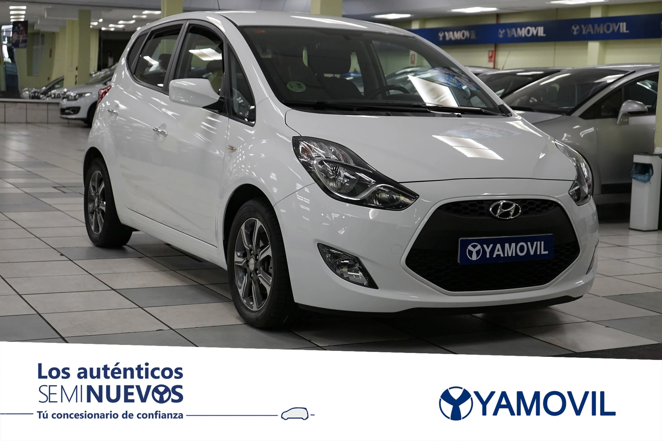 Hyundai Ix20 1.4 MPI BlueDrive 25 Aniversario 66 kW (90 CV) - Foto 3