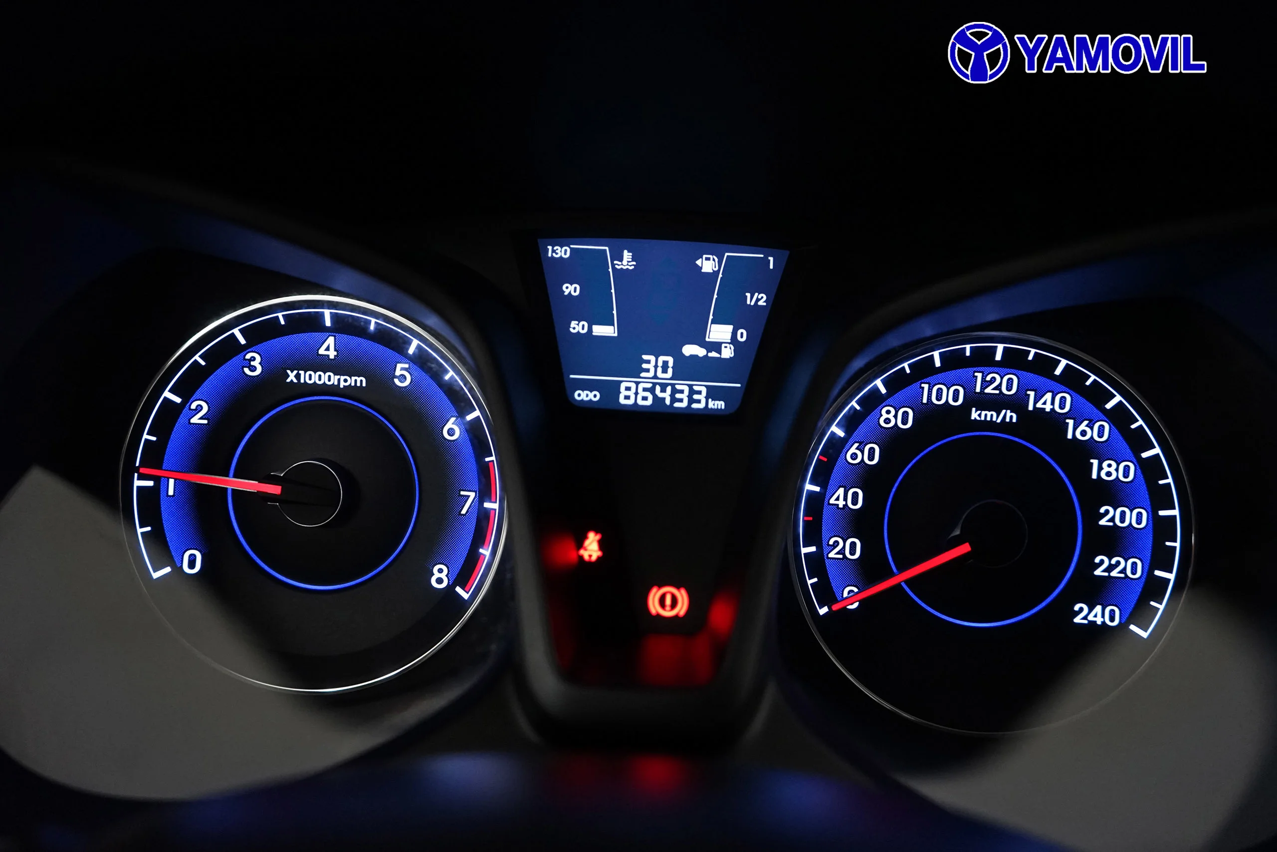 Hyundai Ix20 1.4 MPI BlueDrive 25 Aniversario 66 kW (90 CV) - Foto 21