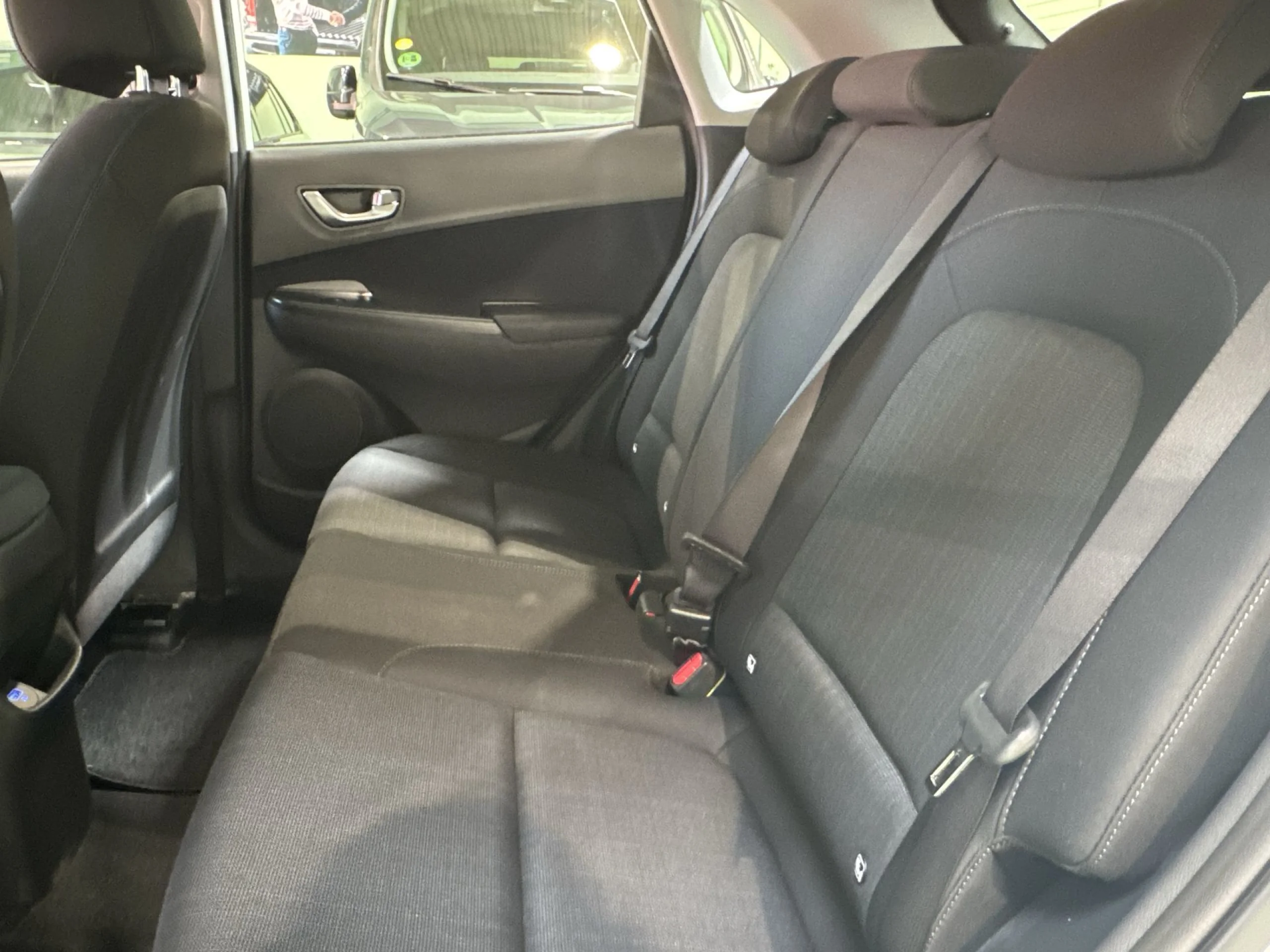 Hyundai Kona 1.6 GDI HEV Maxx DCT 104 kW (141 CV) - Foto 29