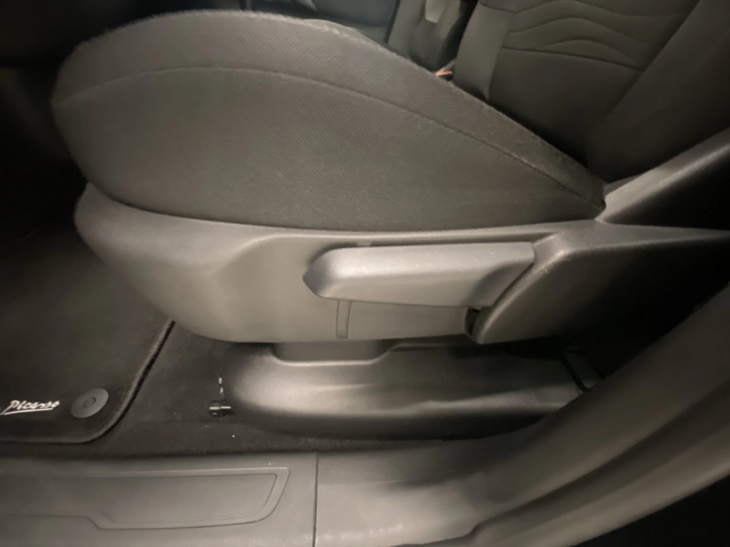 Citroen C4 Picasso PureTech 130 SANDS Feel 96 kW (130 CV) - Foto 9