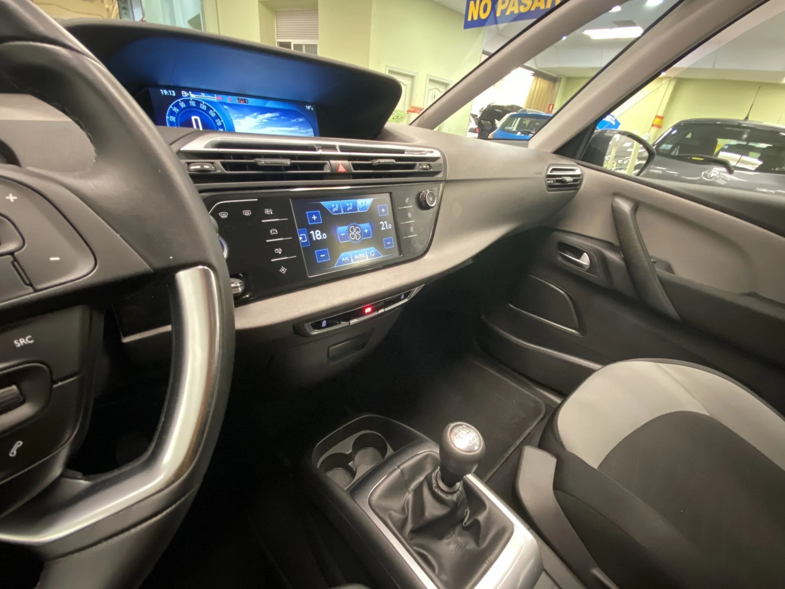 Citroen C4 Picasso PureTech 130 SANDS Feel 96 kW (130 CV) - Foto 18