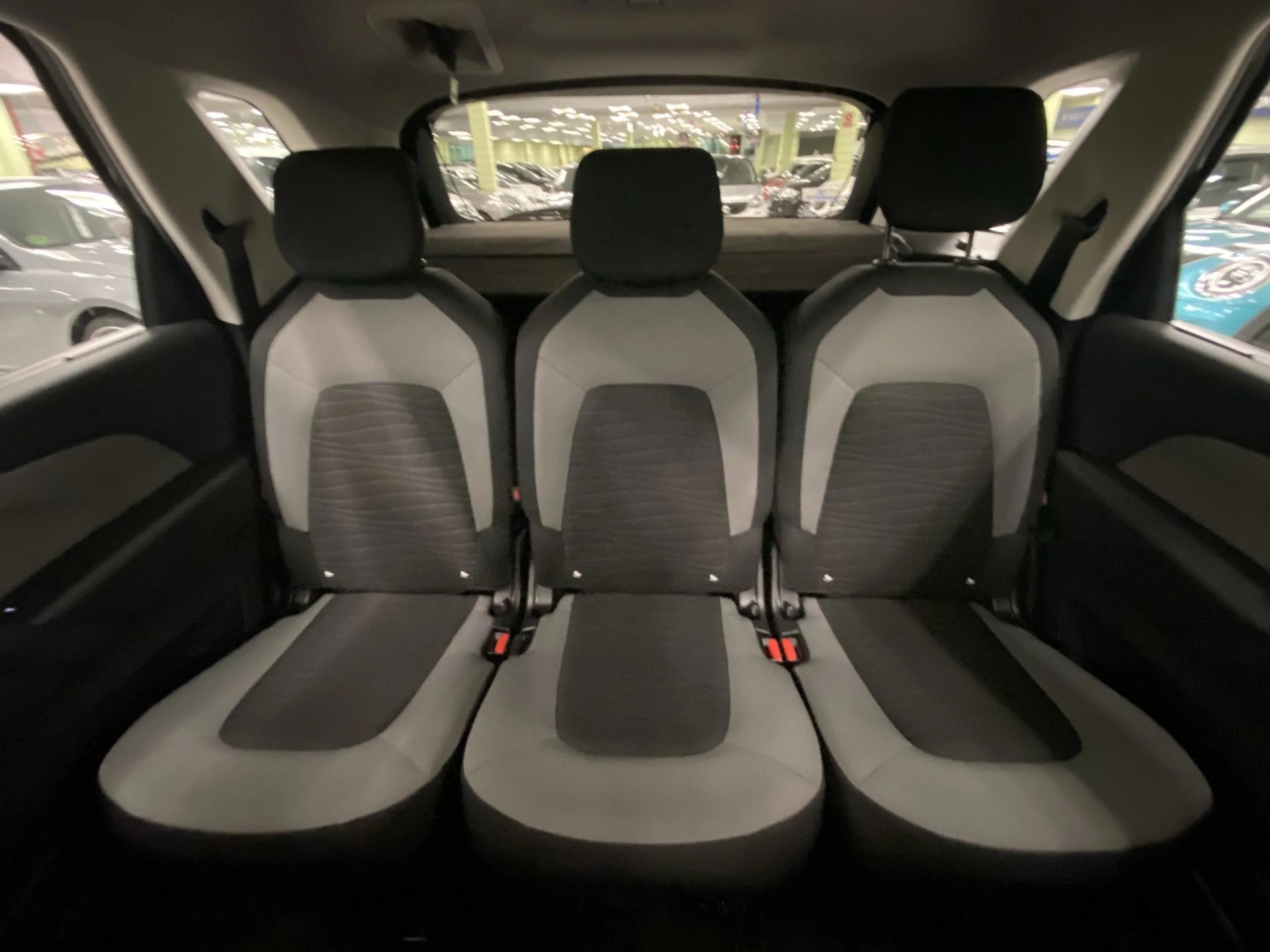 Citroen C4 Picasso PureTech 130 SANDS Feel 96 kW (130 CV) - Foto 19
