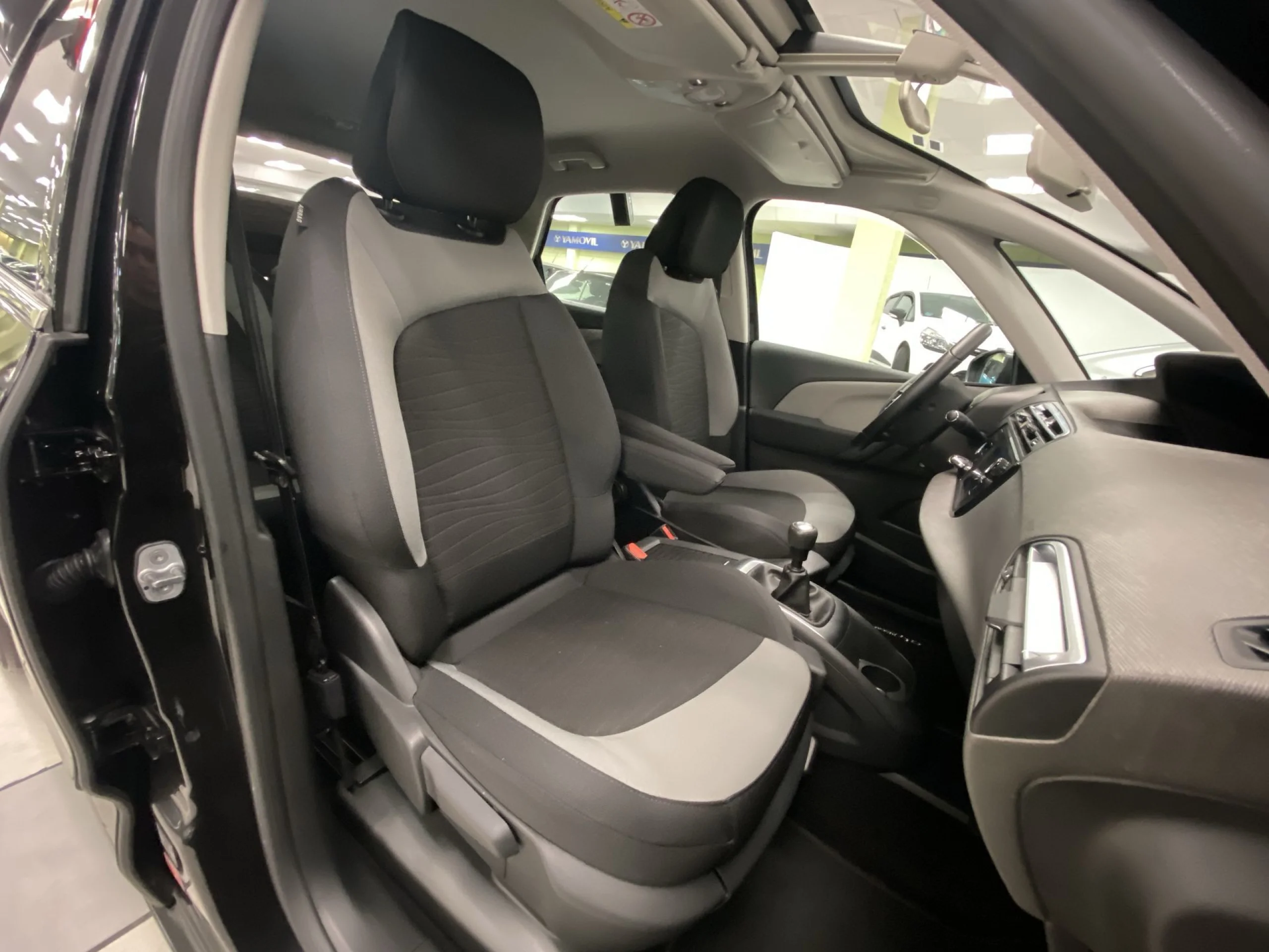 Citroen C4 Picasso PureTech 130 SANDS Feel 96 kW (130 CV) - Foto 21