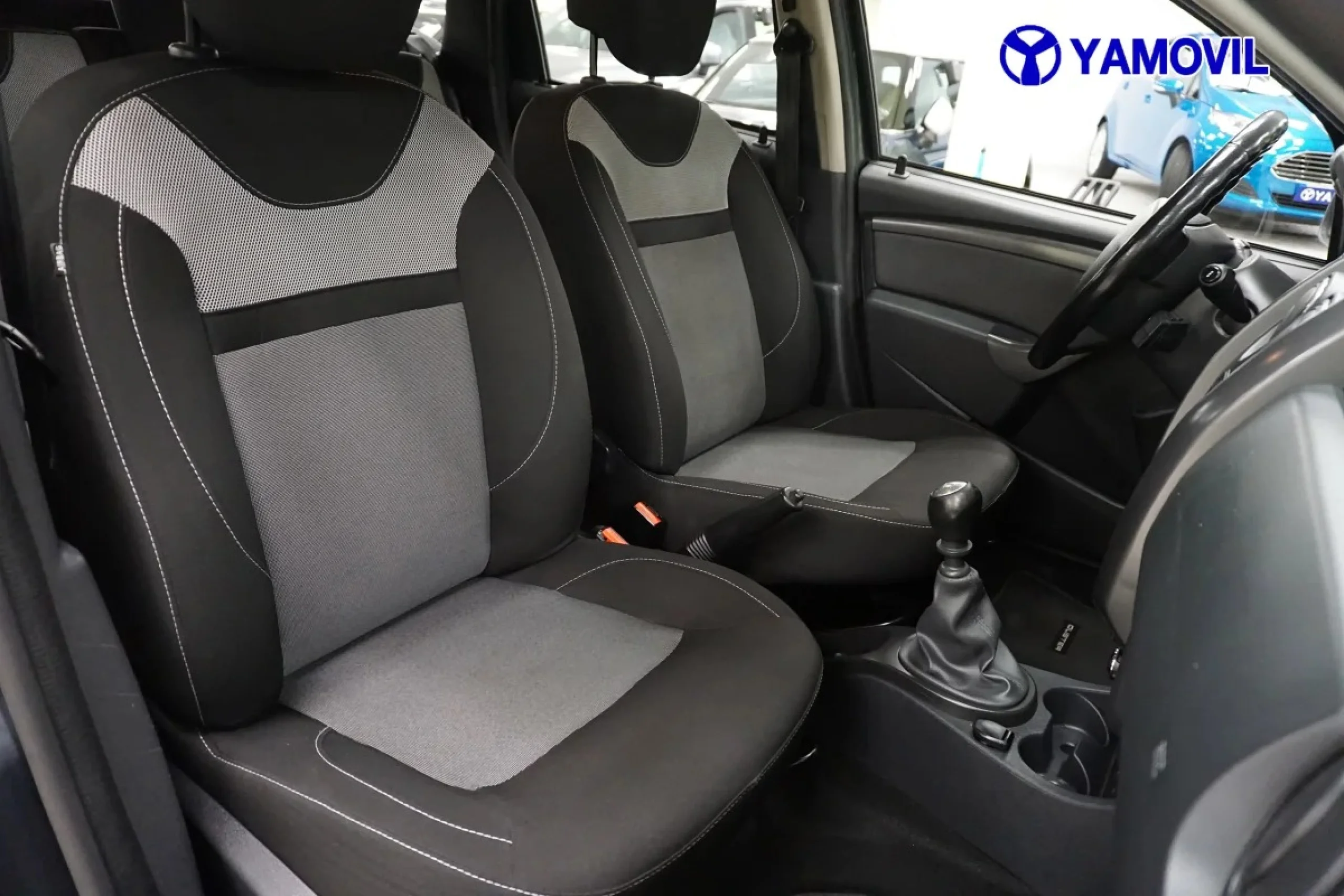 Dacia Duster 1.5 dCi Laureate 4x4 81 kW (110 CV) - Foto 15