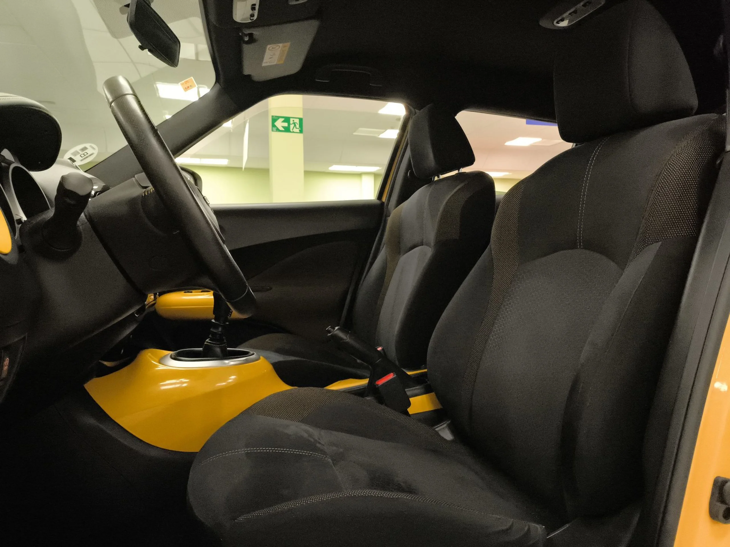 Nissan Juke 1.5 dCi Acenta 4x2 81 kW (110 CV) - Foto 8