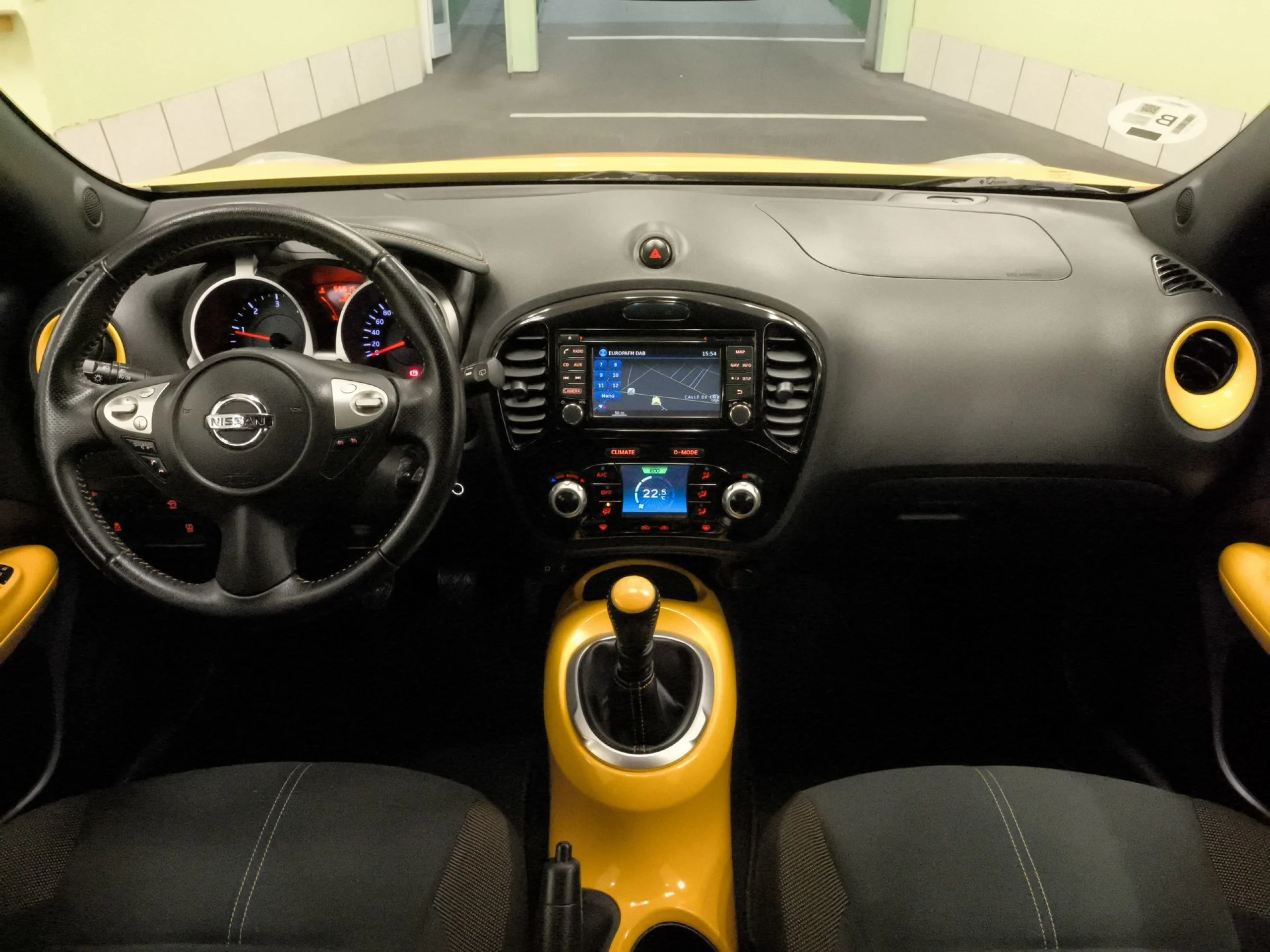 Nissan Juke 1.5 dCi Acenta 4x2 81 kW (110 CV) - Foto 11