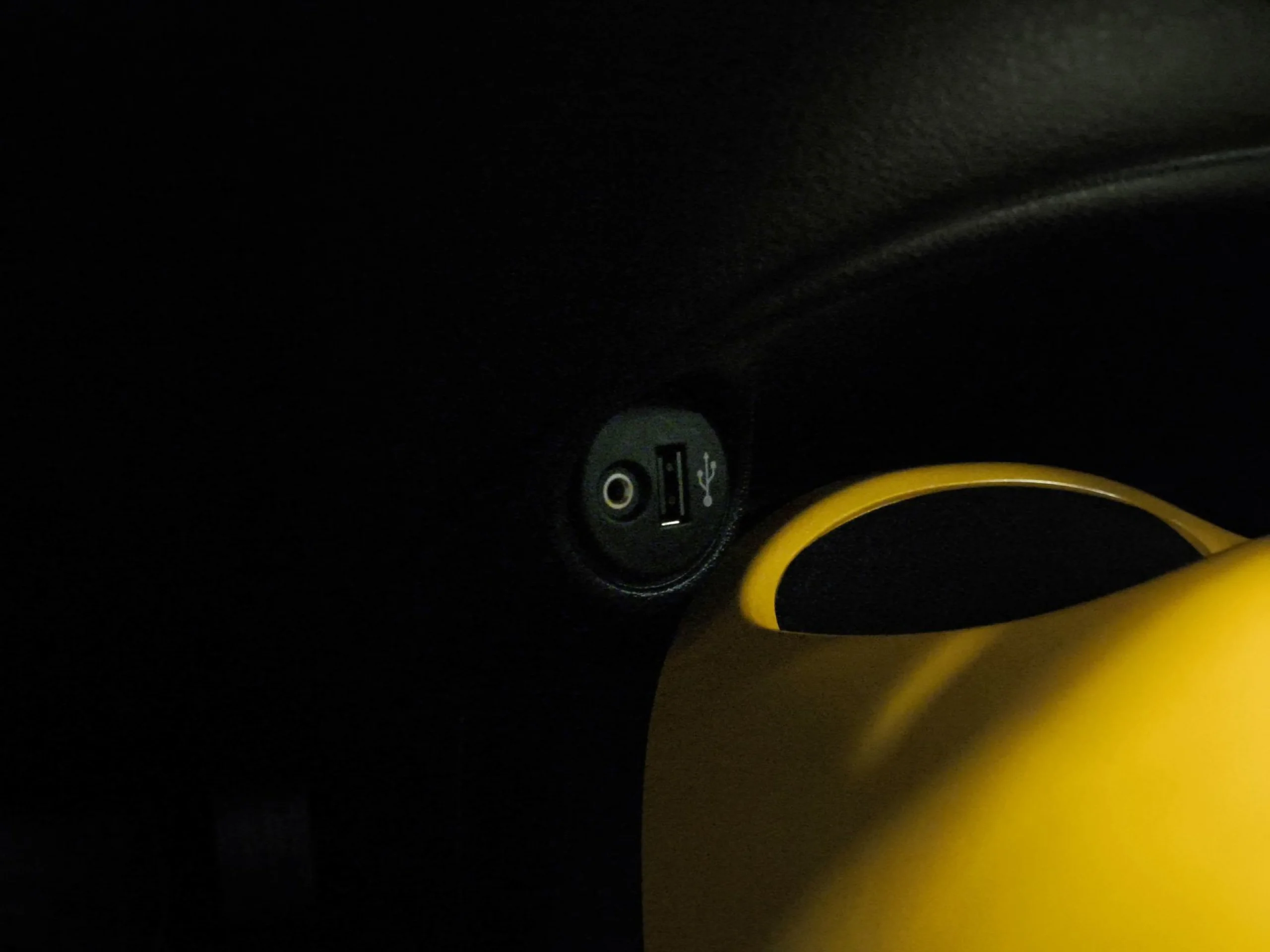 Nissan Juke 1.5 dCi Acenta 4x2 81 kW (110 CV) - Foto 19