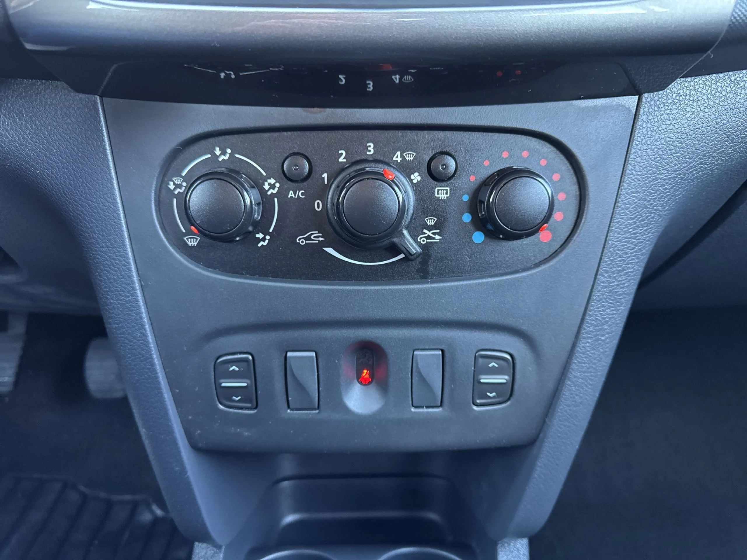 Dacia Sandero Stepway TCe 66 kW (90 CV) - Foto 16