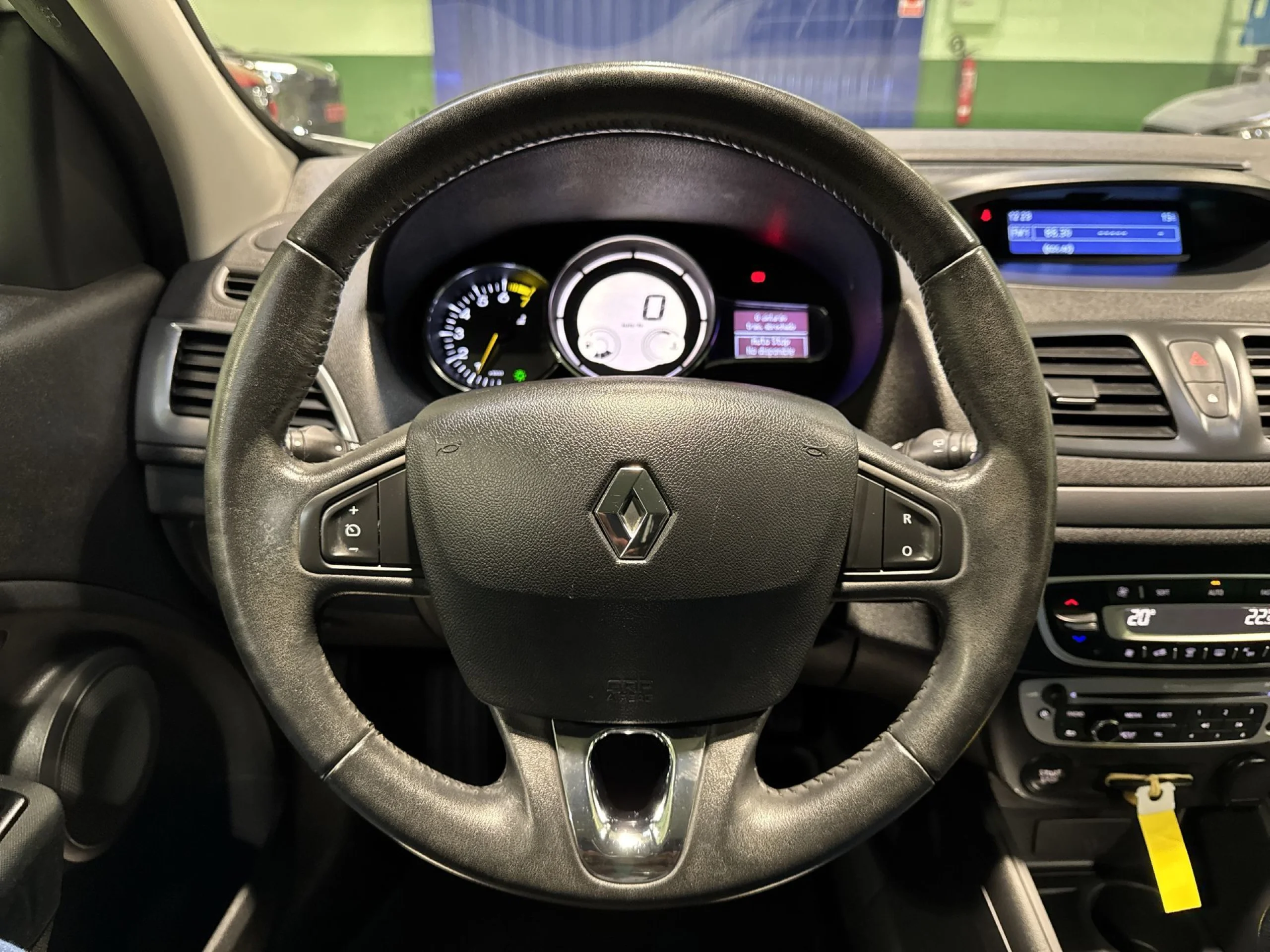 Renault Megane Limited Energy SANDS TCe 85 kW (115 CV) - Foto 13