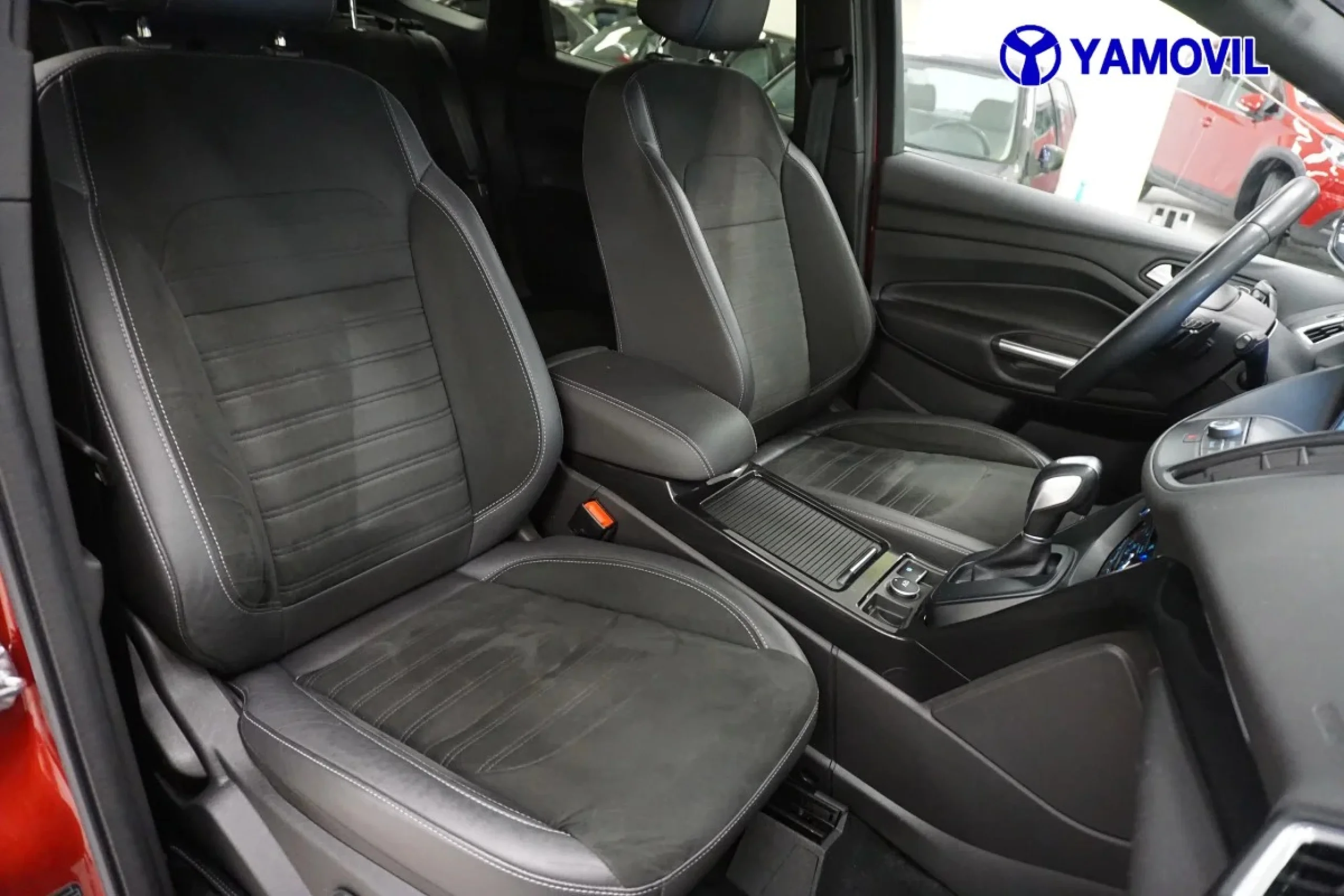 Ford Kuga 2.0 TDCI SANDS ST-Line 4x4 Powershift 132 kW (180 CV) - Foto 15