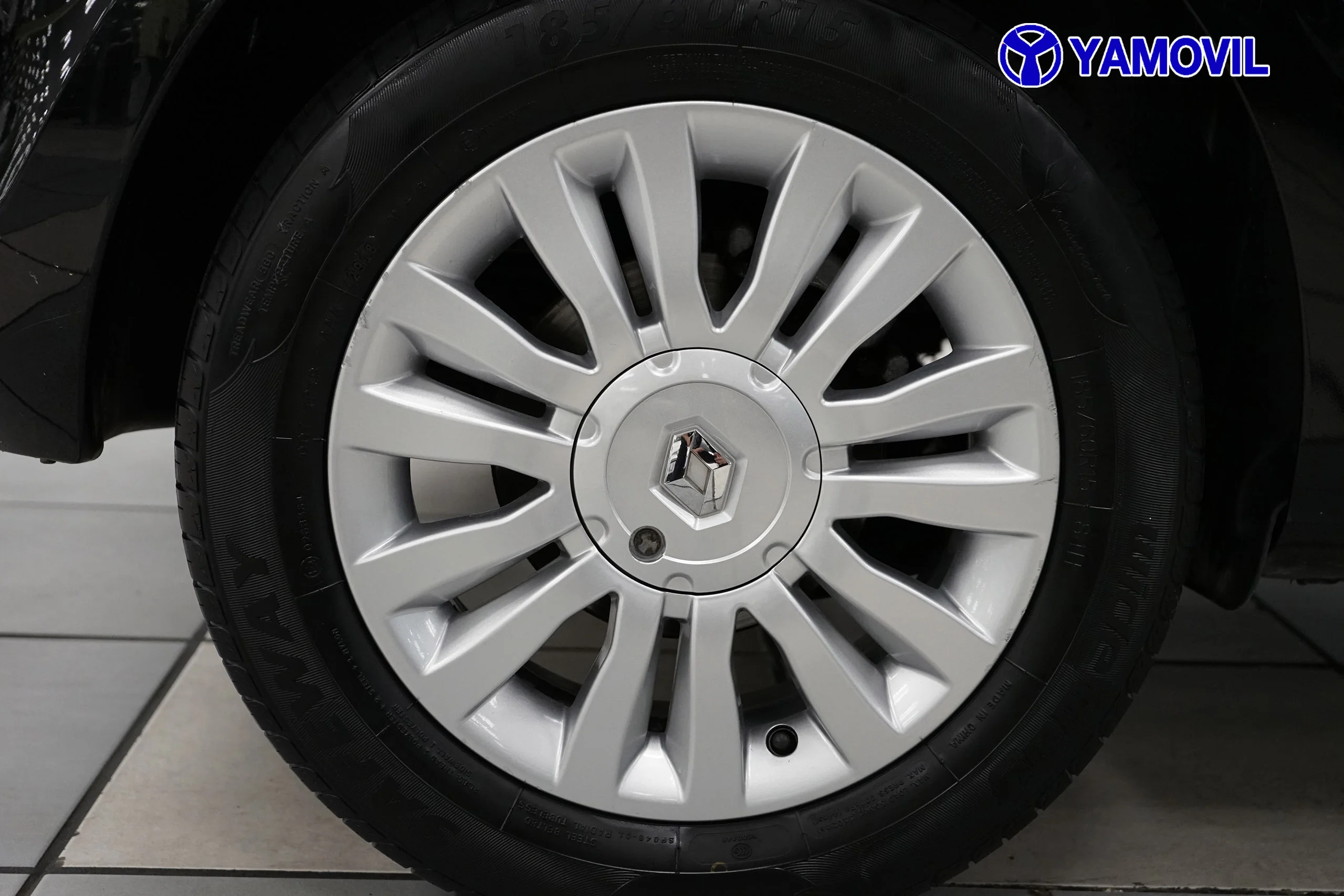 Renault Clio 1.2 16V AUTHENTIQUE 5P - Foto 10