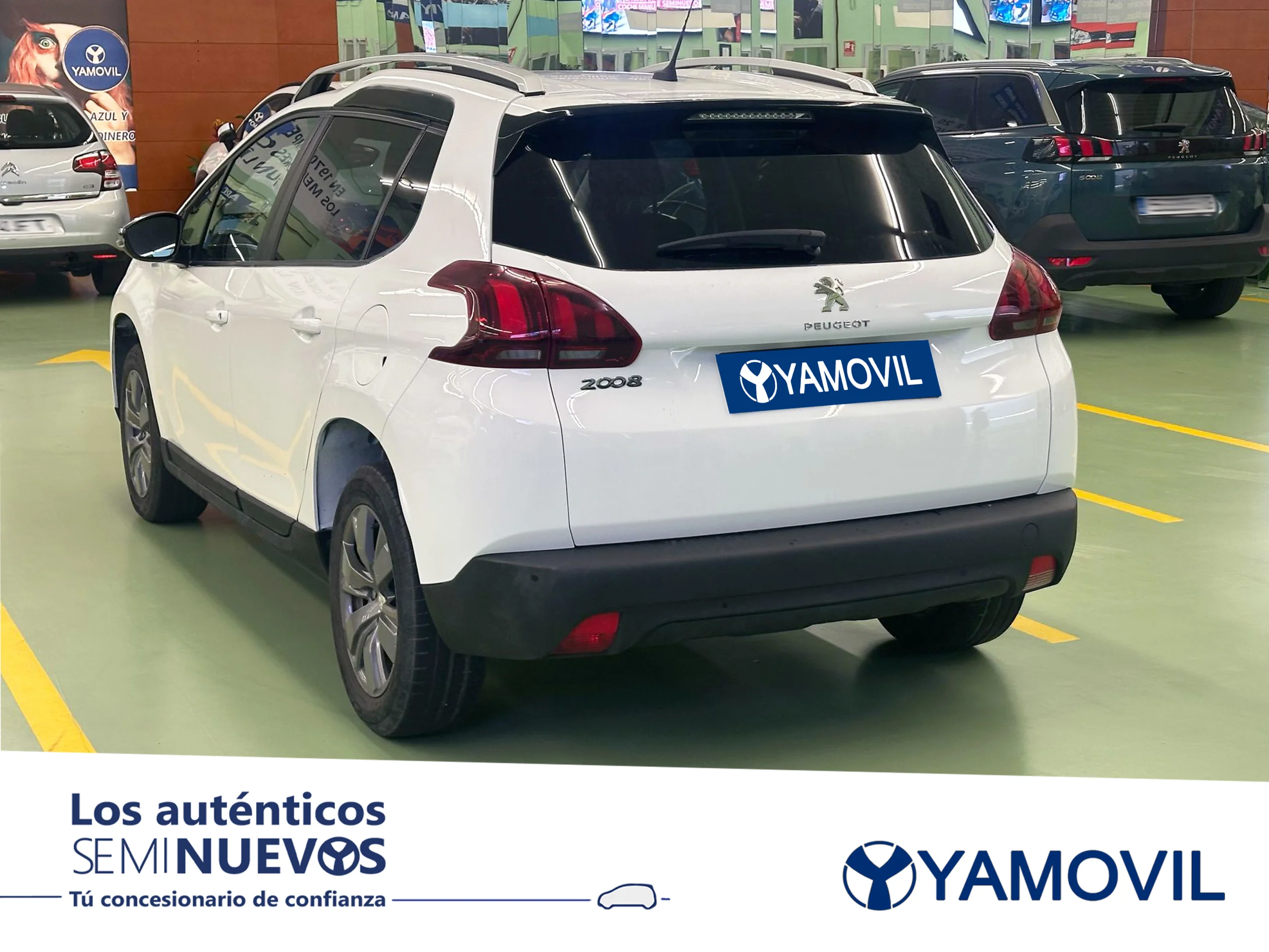 Peugeot 2008 PureTech 82 SANDS Style 60 kW (82 CV) - Foto 4